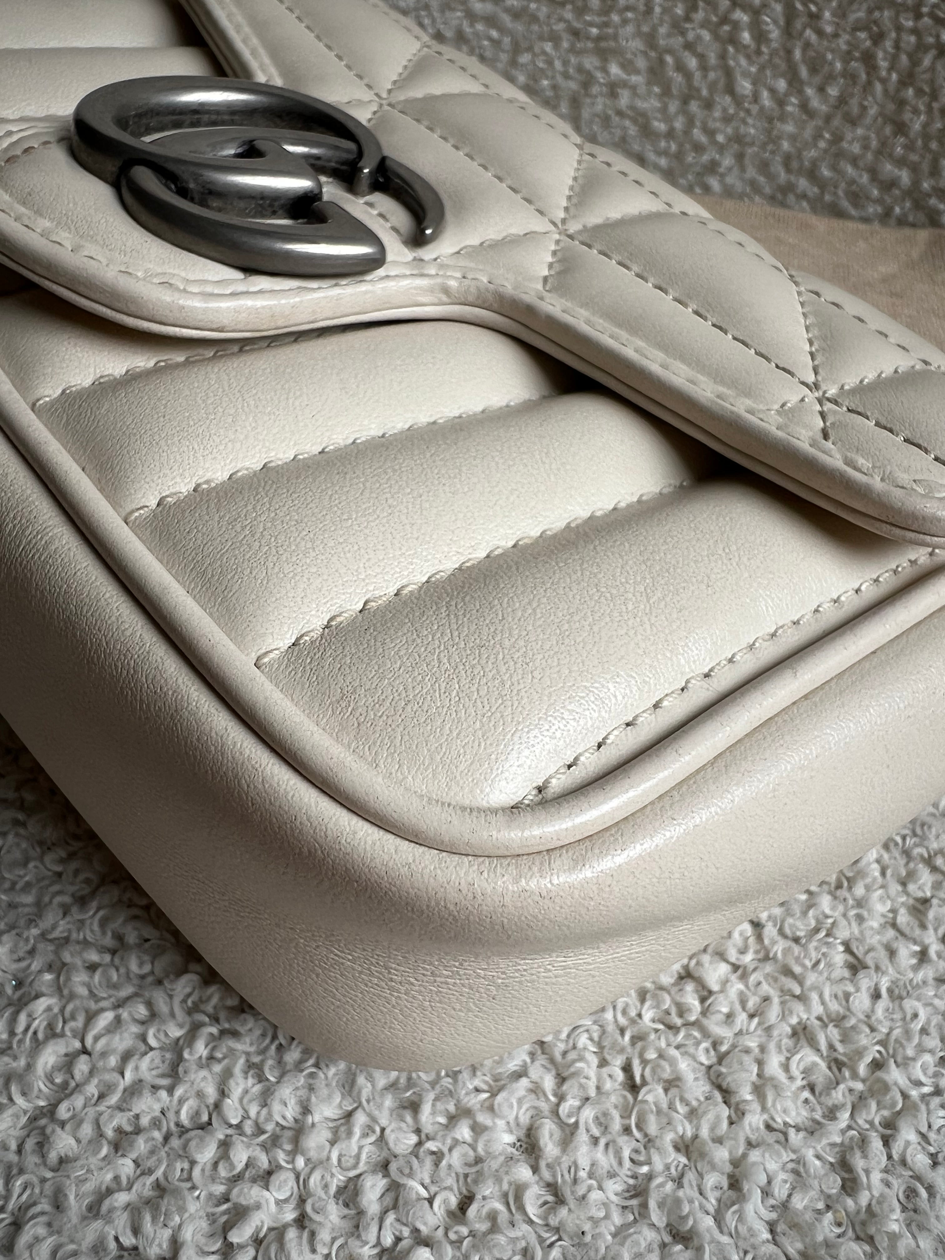 Gucci GG Cream Marmont Super Mini Aria Shoulder Bag (RRP £985)