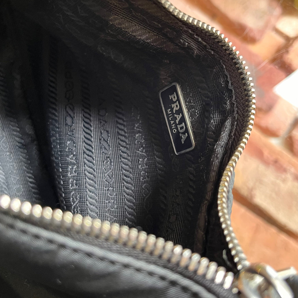 PRADA Re-Edition 2005 Black Nylon Crossbody