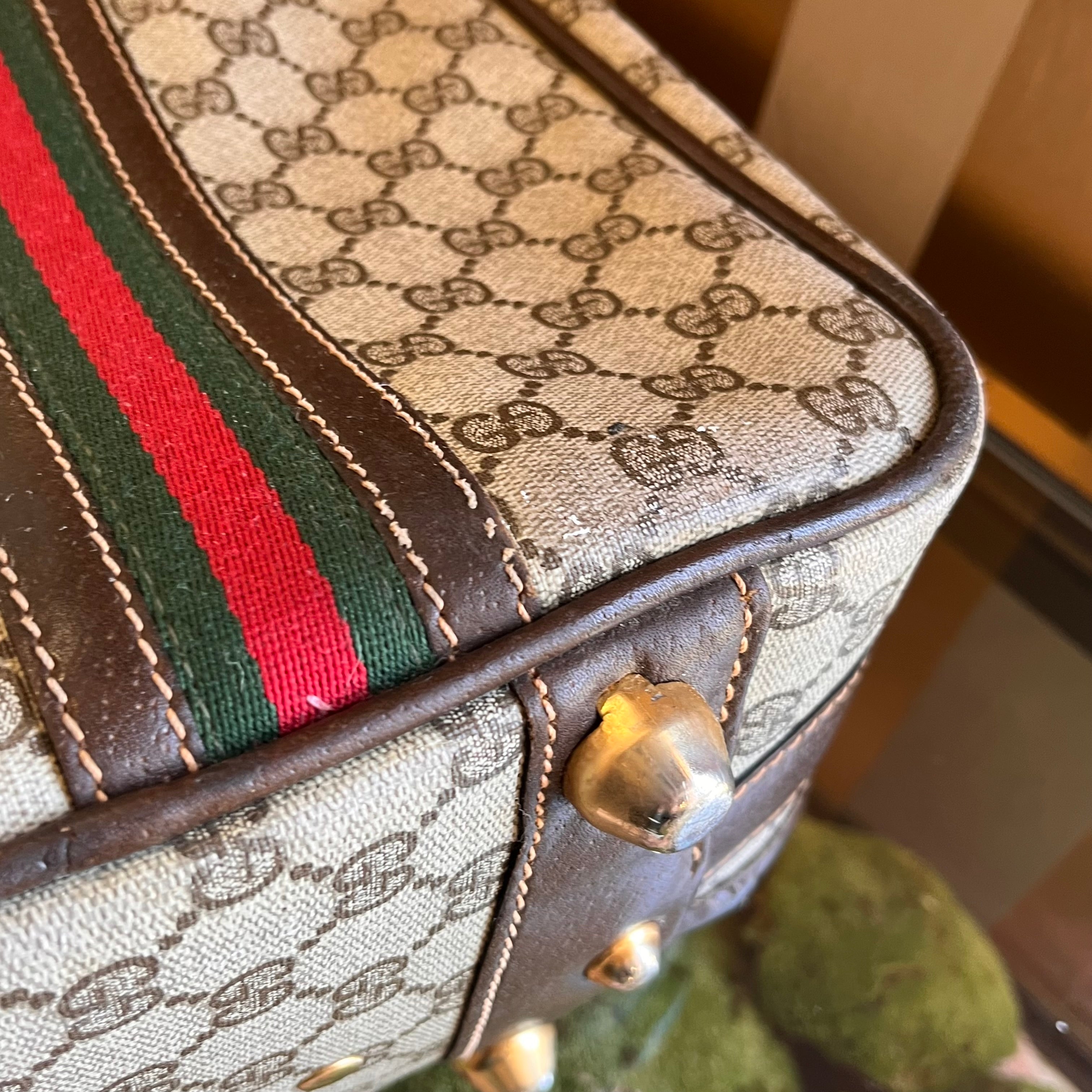 GUCCI Beige GG Supreme Canvas Vintage Suitcase