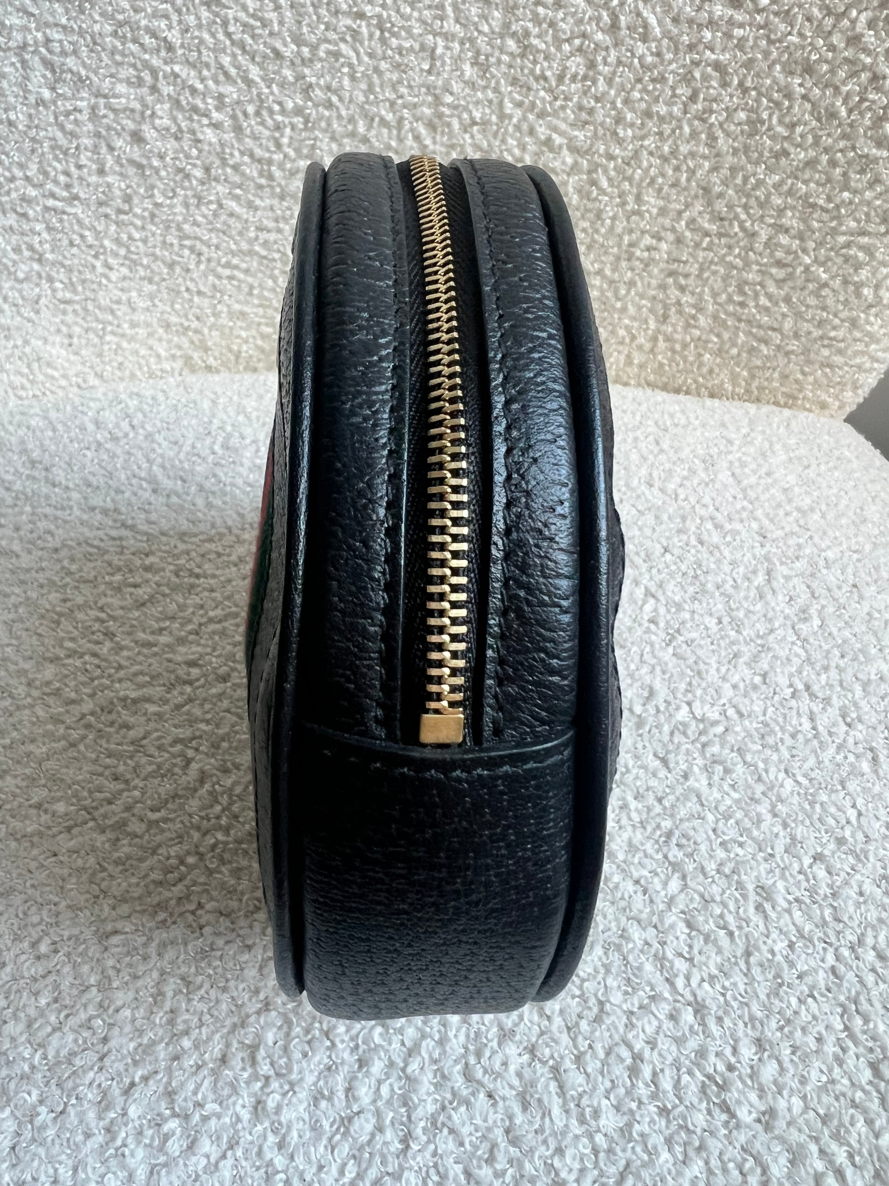 Gucci GG Round Black Ophidia Clutch