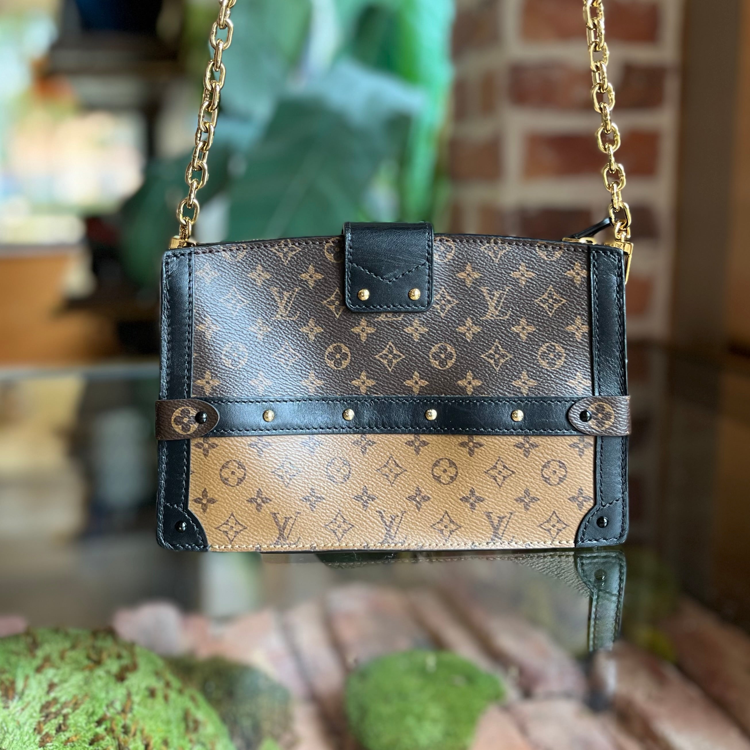 LOUIS VUITTON Trunk Clutch Reverse Monogram Canvas Clutch