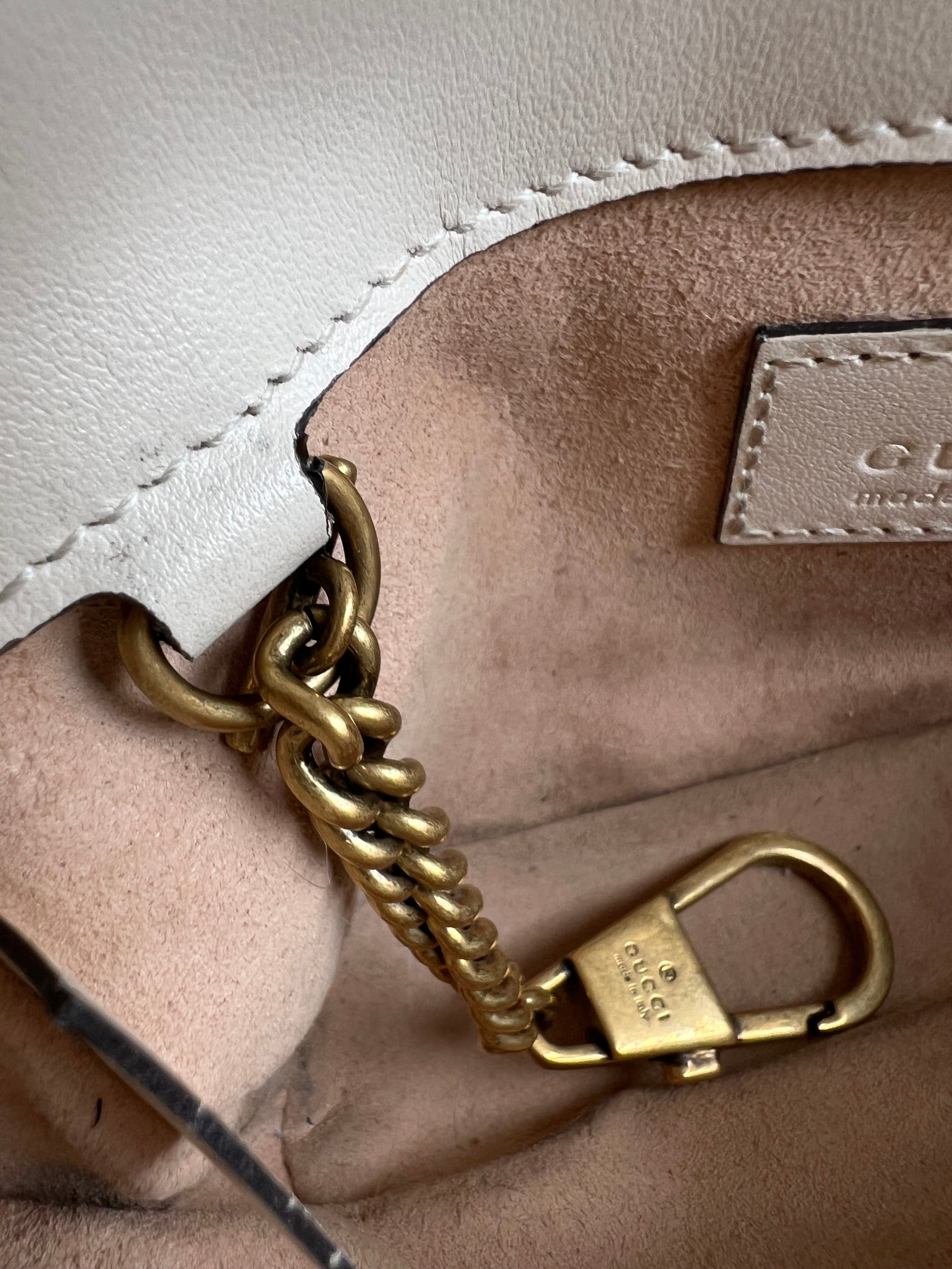 Gucci GG White Marmont Super Mini Shoulder Bag (RRP £985)