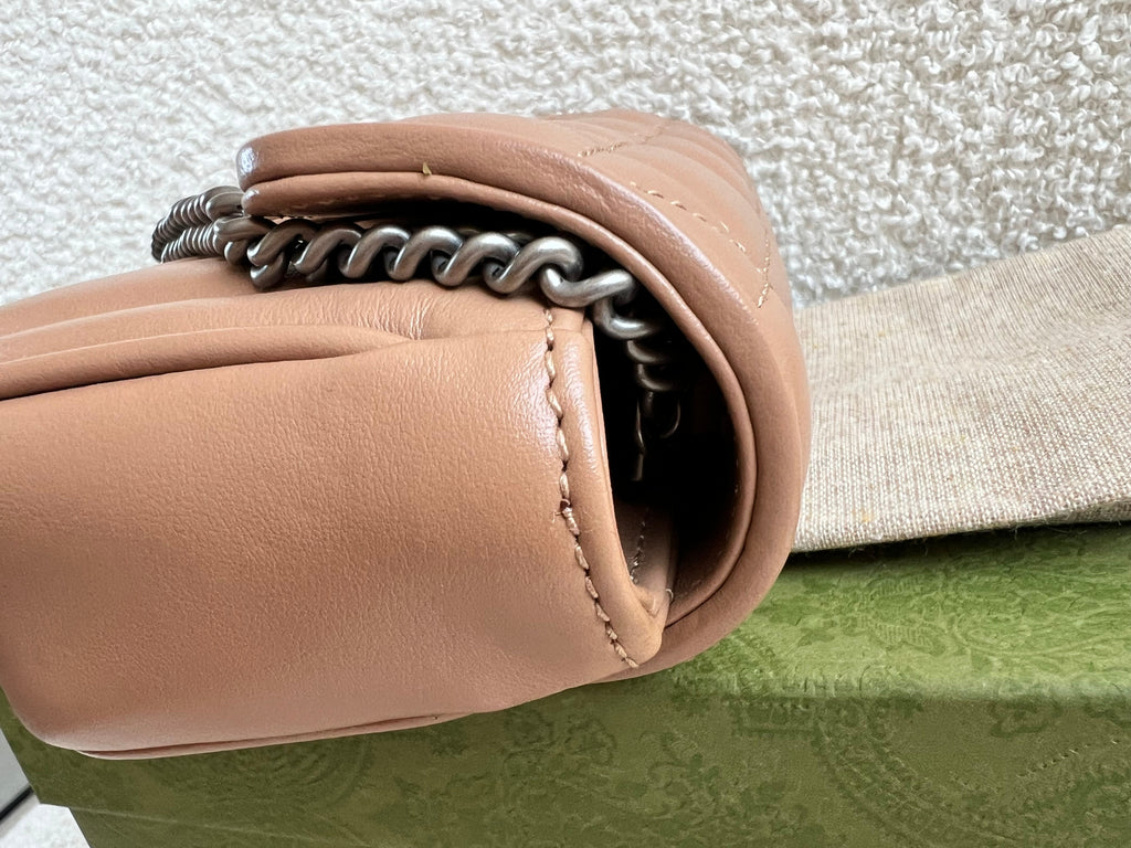 Gucci GG Beige Marmont Super Mini Aria Shoulder Bag (RRP £985)