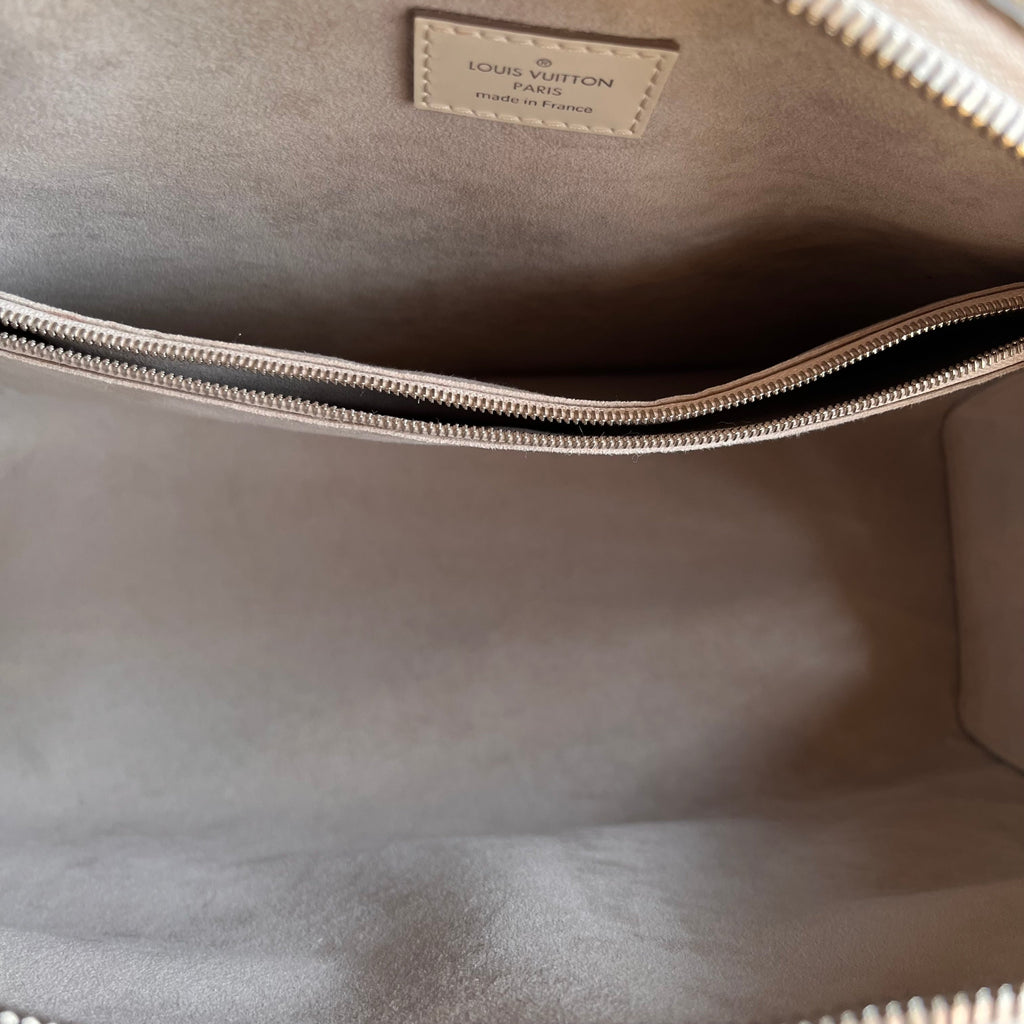 LOUIS VUITTON Pont Neuf White Epi Leather Satchel Bag