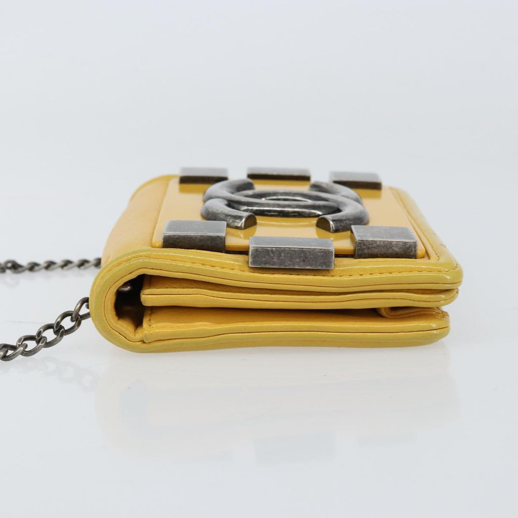 Chanel Boy Brick Flap Bag Lambskin And Plexiglass Yellow Leather Clutche & Pouche Bag (Pre-Owned)