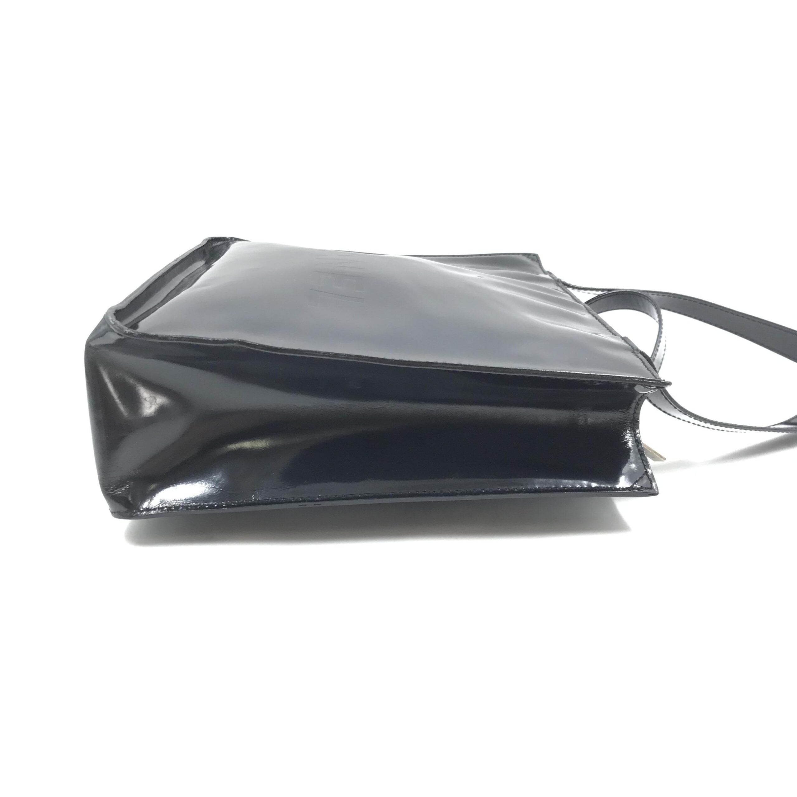 Chanel Black Patent Leather Women's Tote (Pre-Owned)