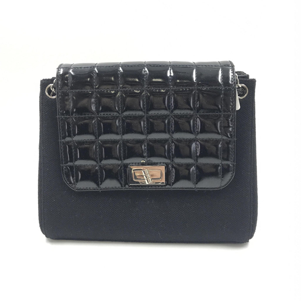 Chanel Chocolate Bar Patent Leather Shoulder Women's Bag (Pre-Owned)