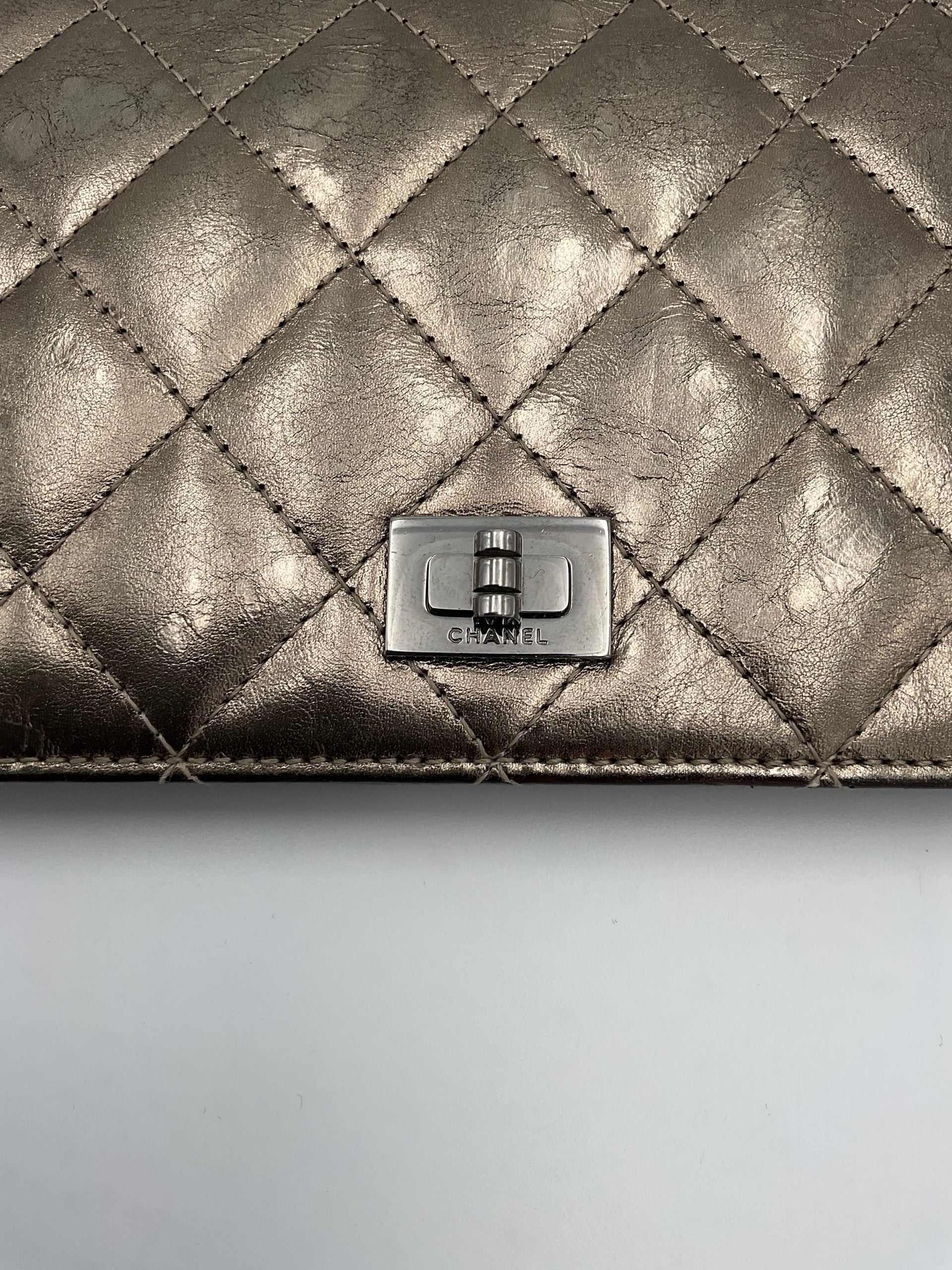 Chanel CHANEL Matèlassè Platinum Women's Wallet (Pre-Owned)