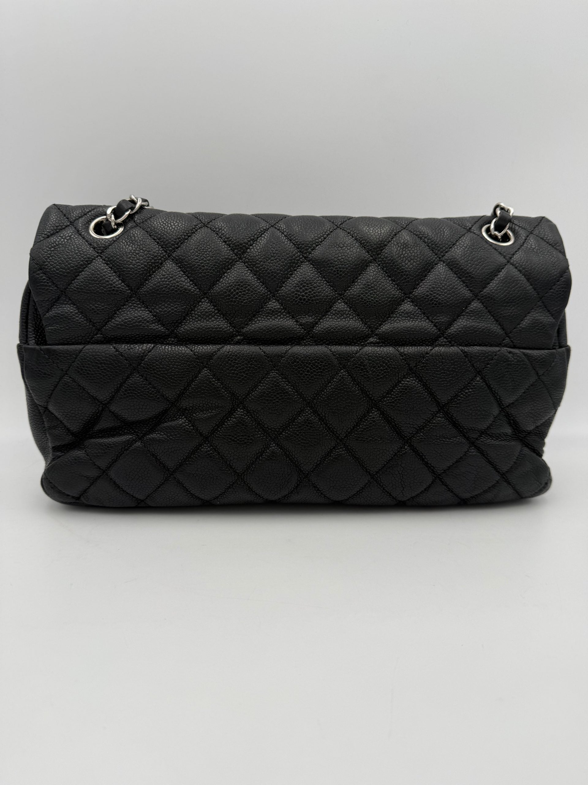 Chanel CHANEL Timeless Classique “ZIP FLAP BAG” Women's Handbag (Pre-Owned)
