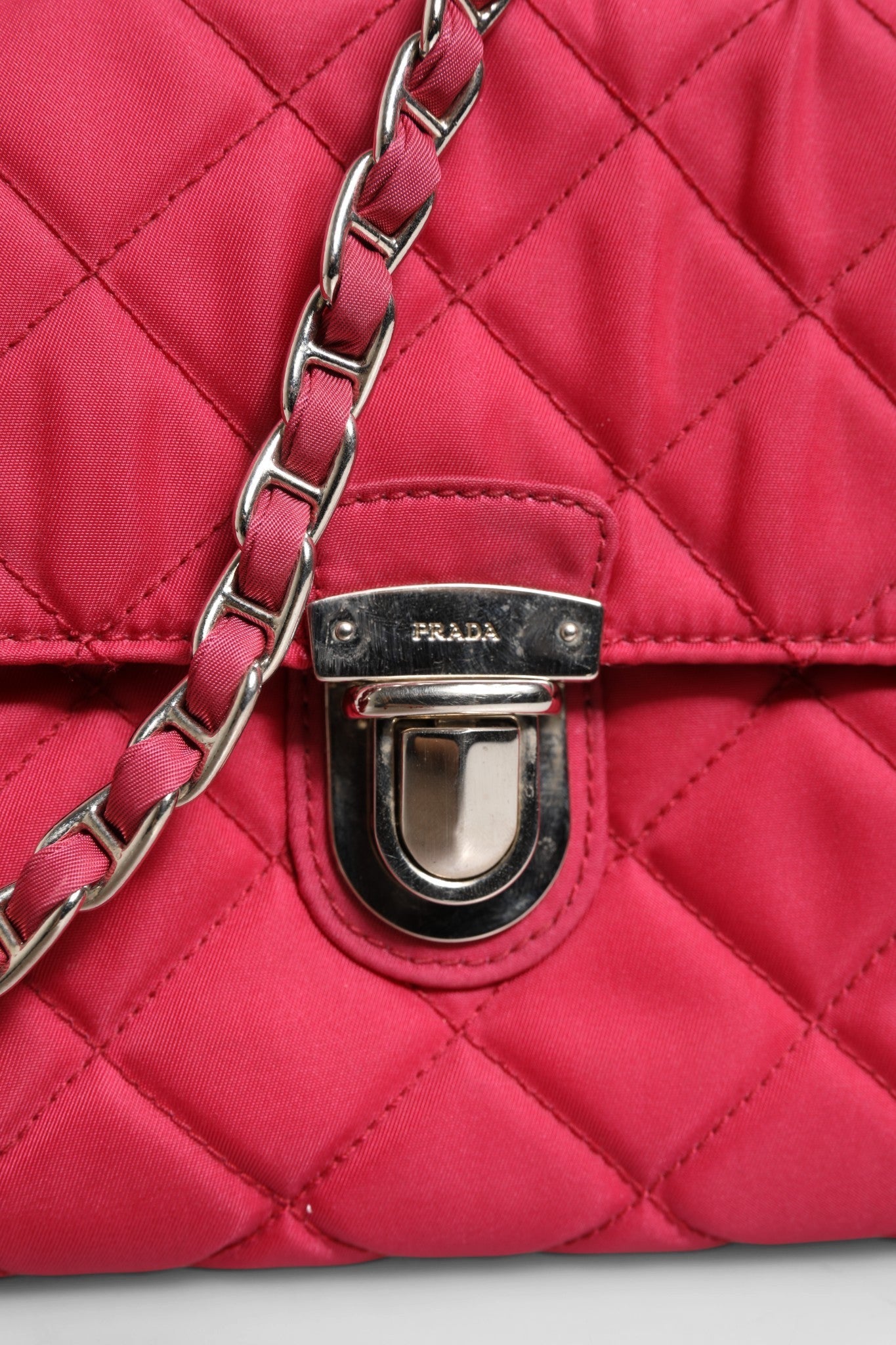 Prada Prada Pink Quilted Tessuto Impuntu Nylon Flap Crossbody Women's Bag (Pre-Owned)