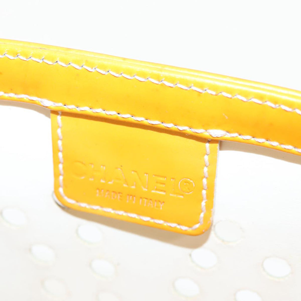 Chanel Yellow Patent Leather Handbag (Pre-Owned)