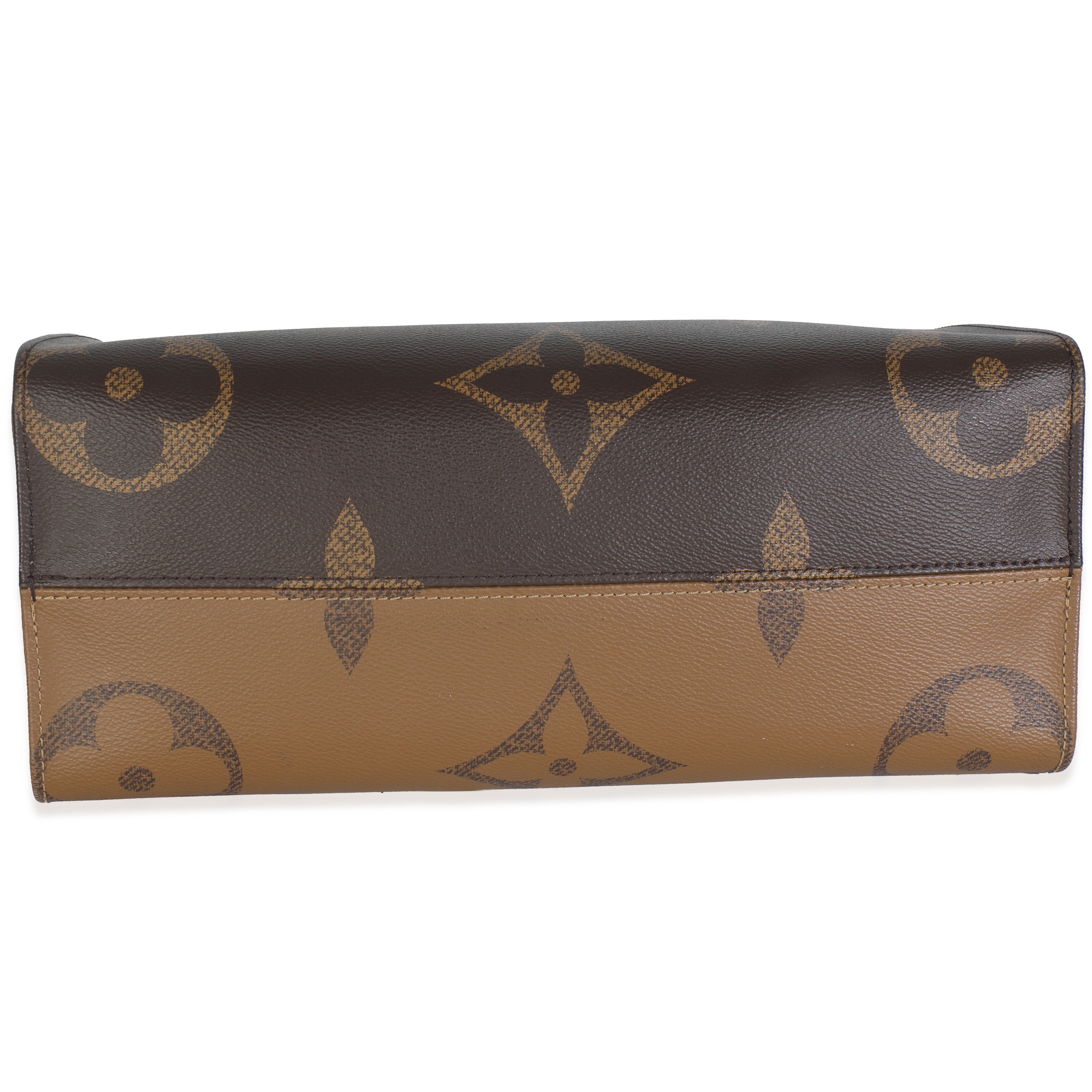Reverse Monogram Canvas Giant Onthego MM