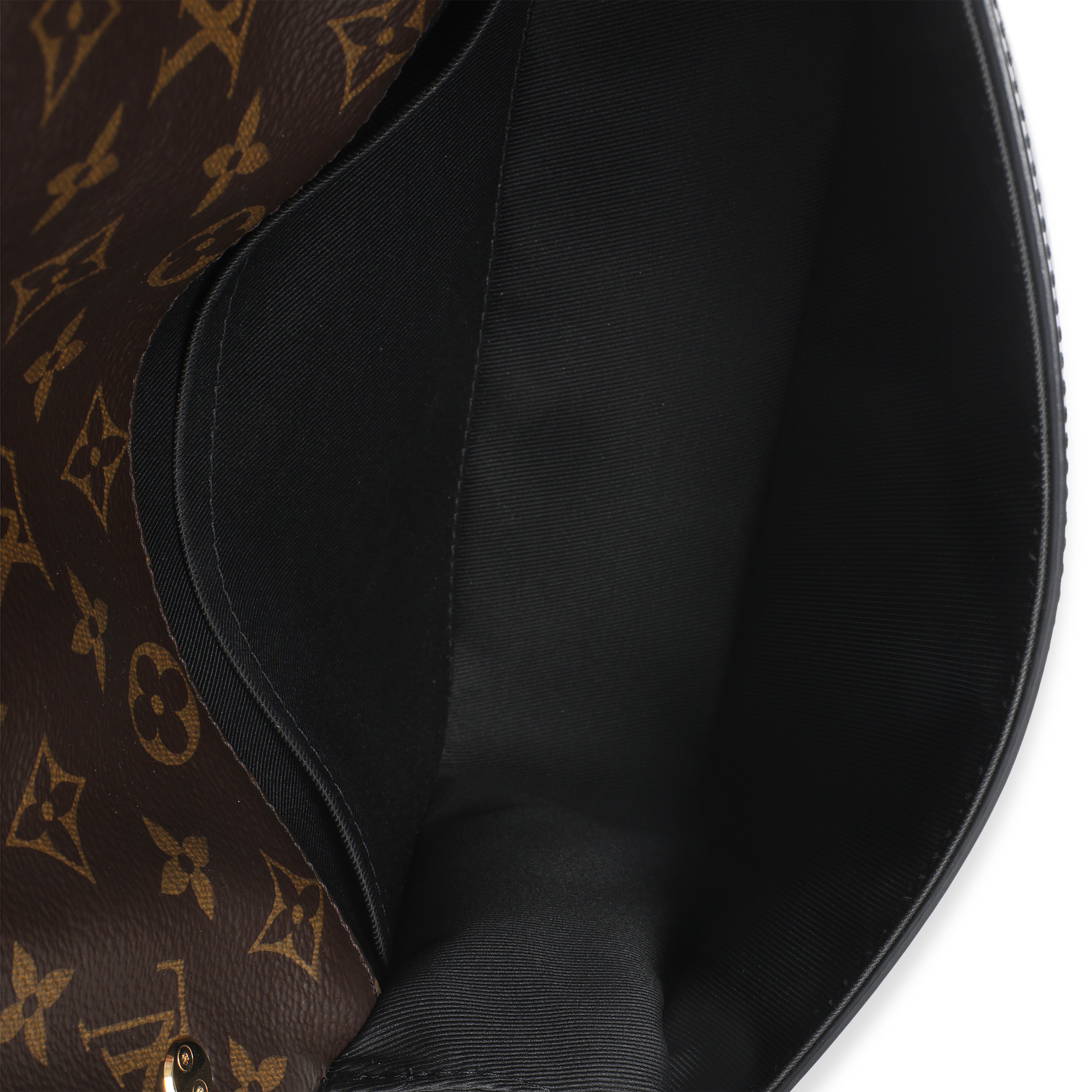 Monogram Canvas Black Vernis Cherrywood BB