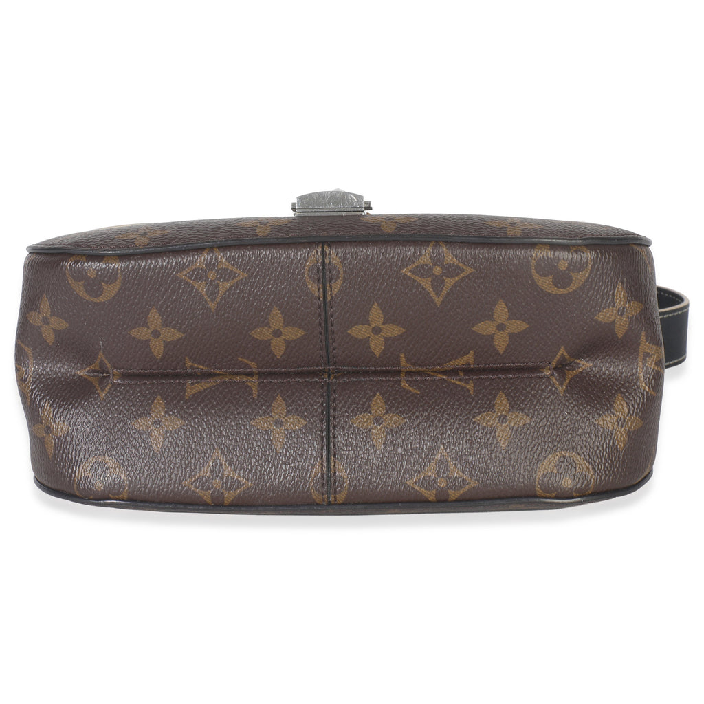 Black Monogram Canvas Chain It PM
