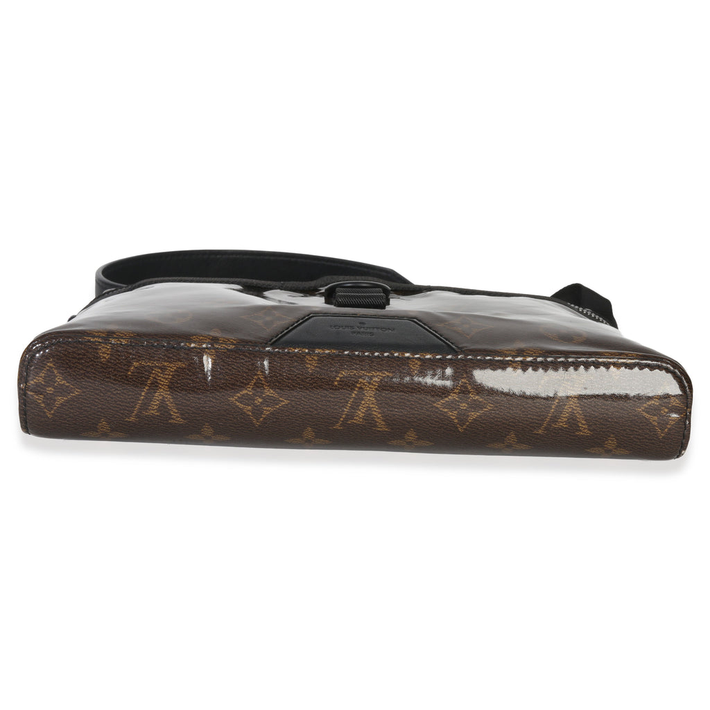 Monogram Glaze Canvas Messenger Bag PM