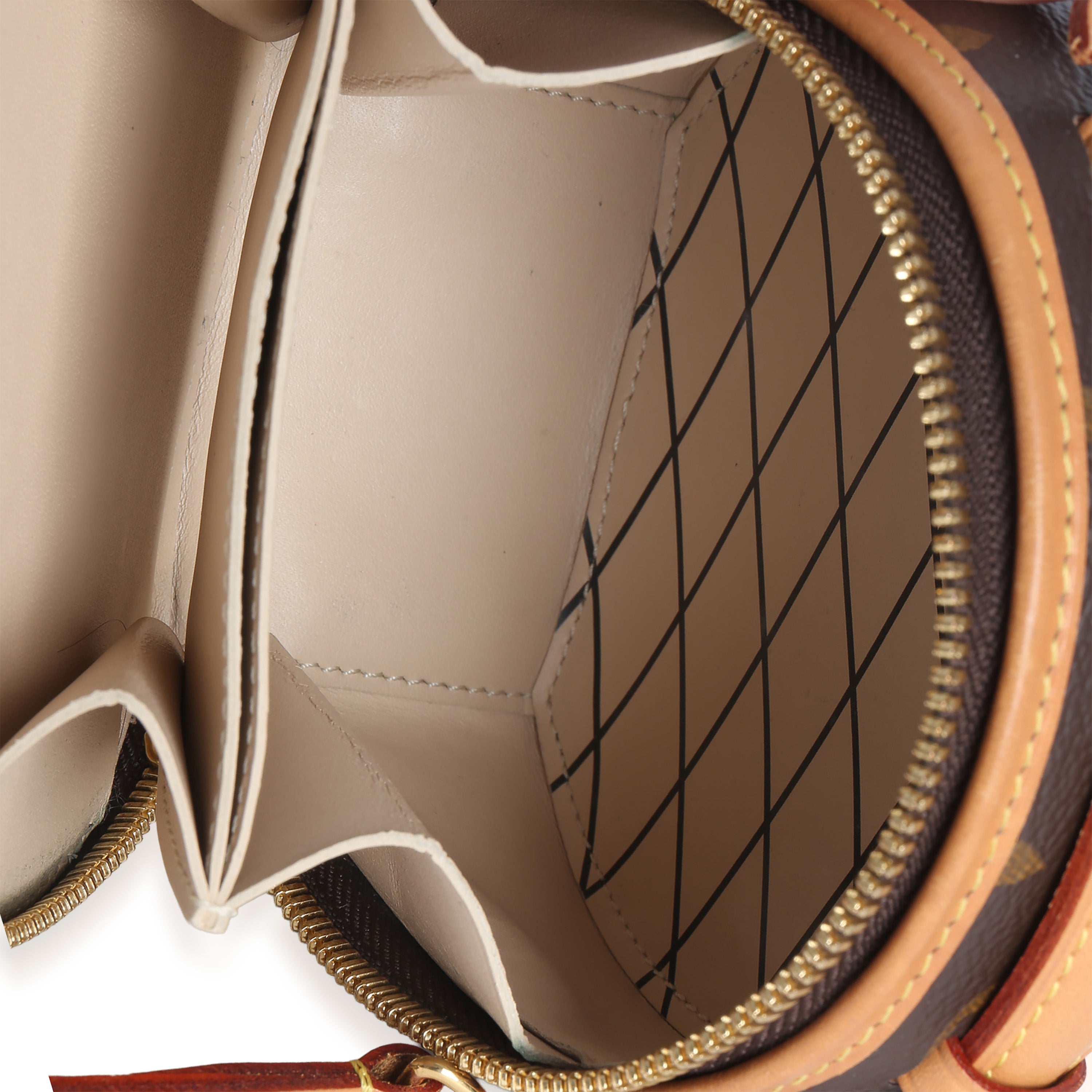 Monogram Canvas Mini Boite Chapeau