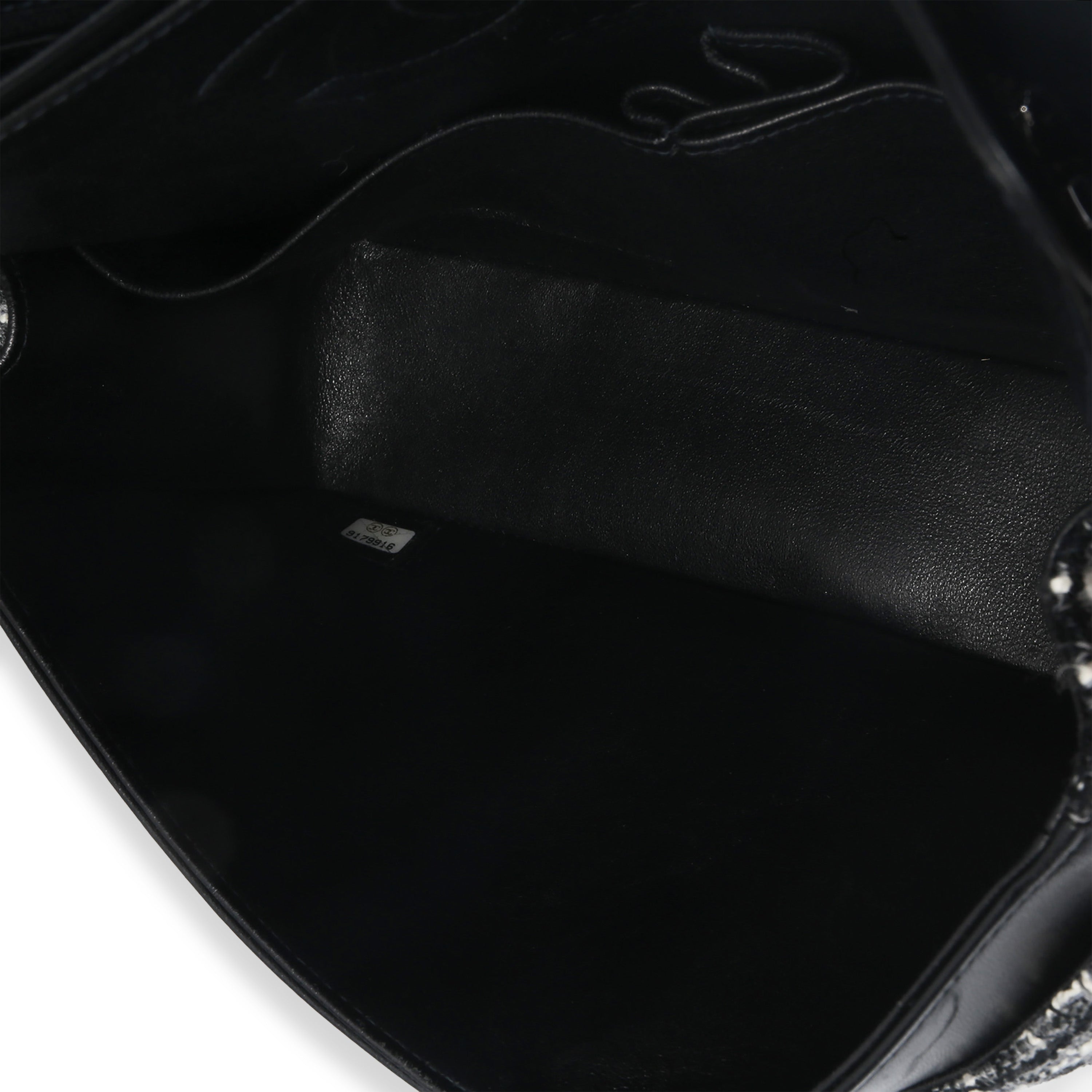Black White Tweed Quilted Medium Classic Double Flap