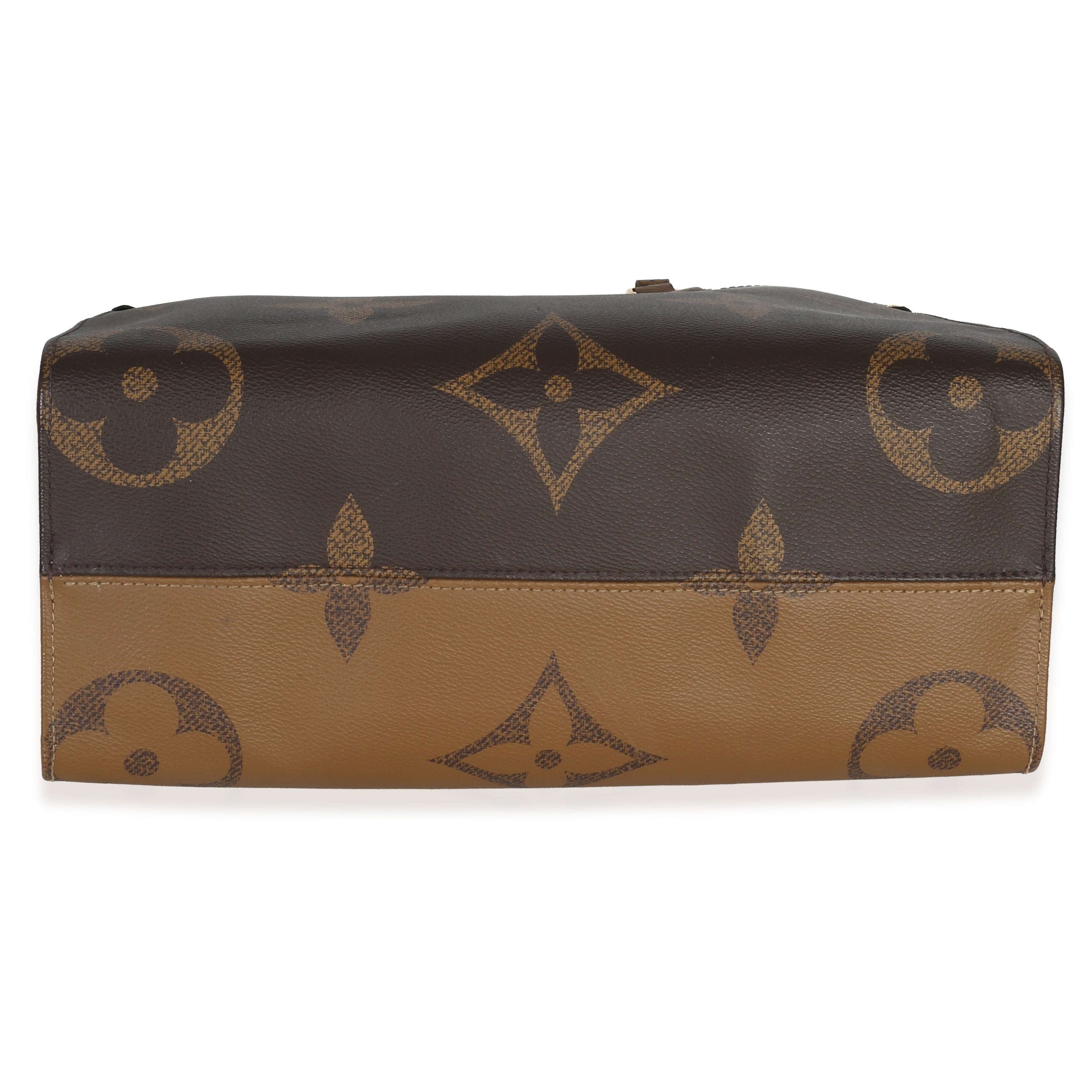 Reverse Monogram Giant Canvas Onthego MM