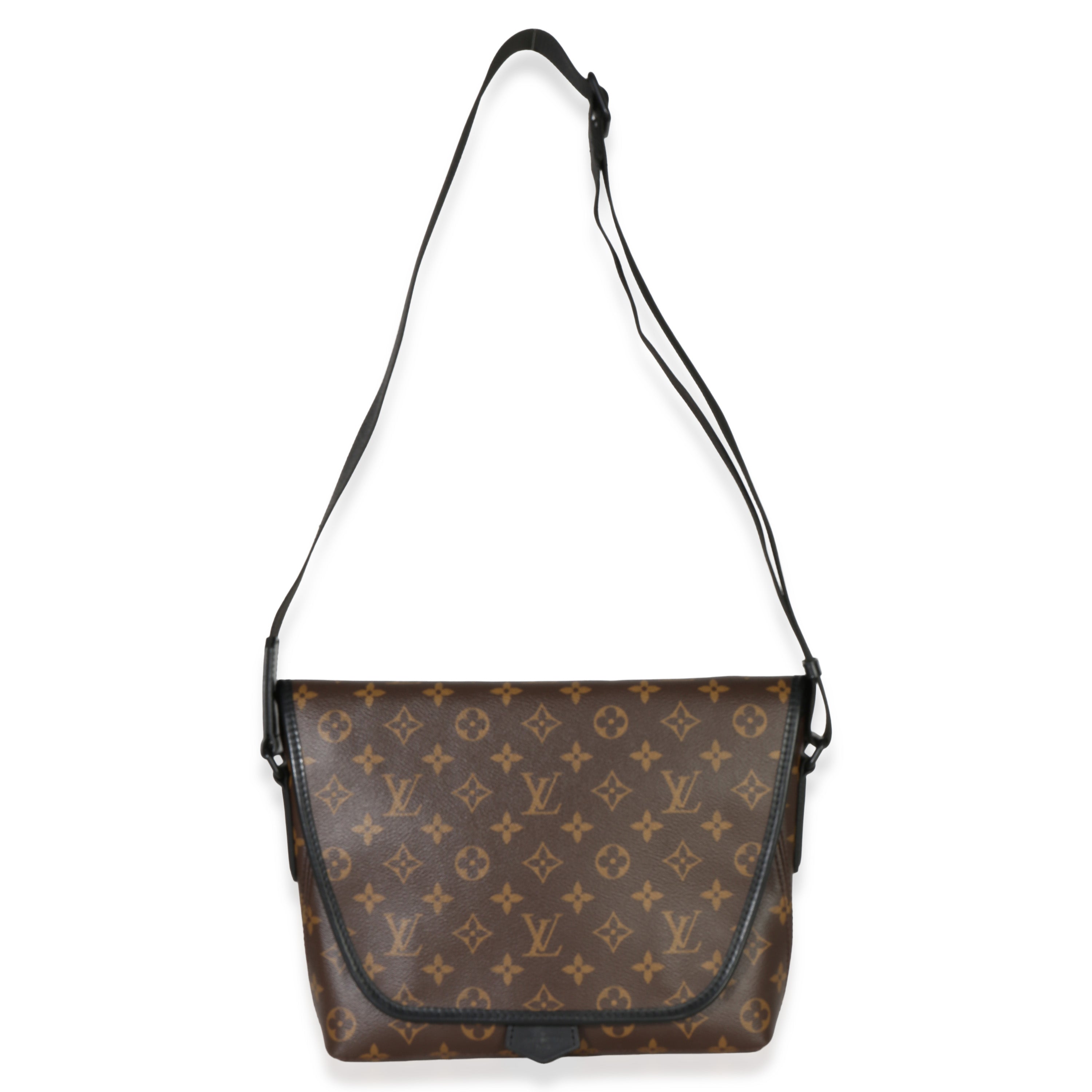 Monogram Macassar Canvas Magnetic Messenger