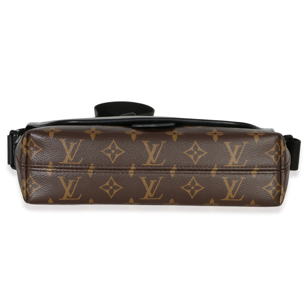 Monogram Macassar Canvas Magnetic Messenger