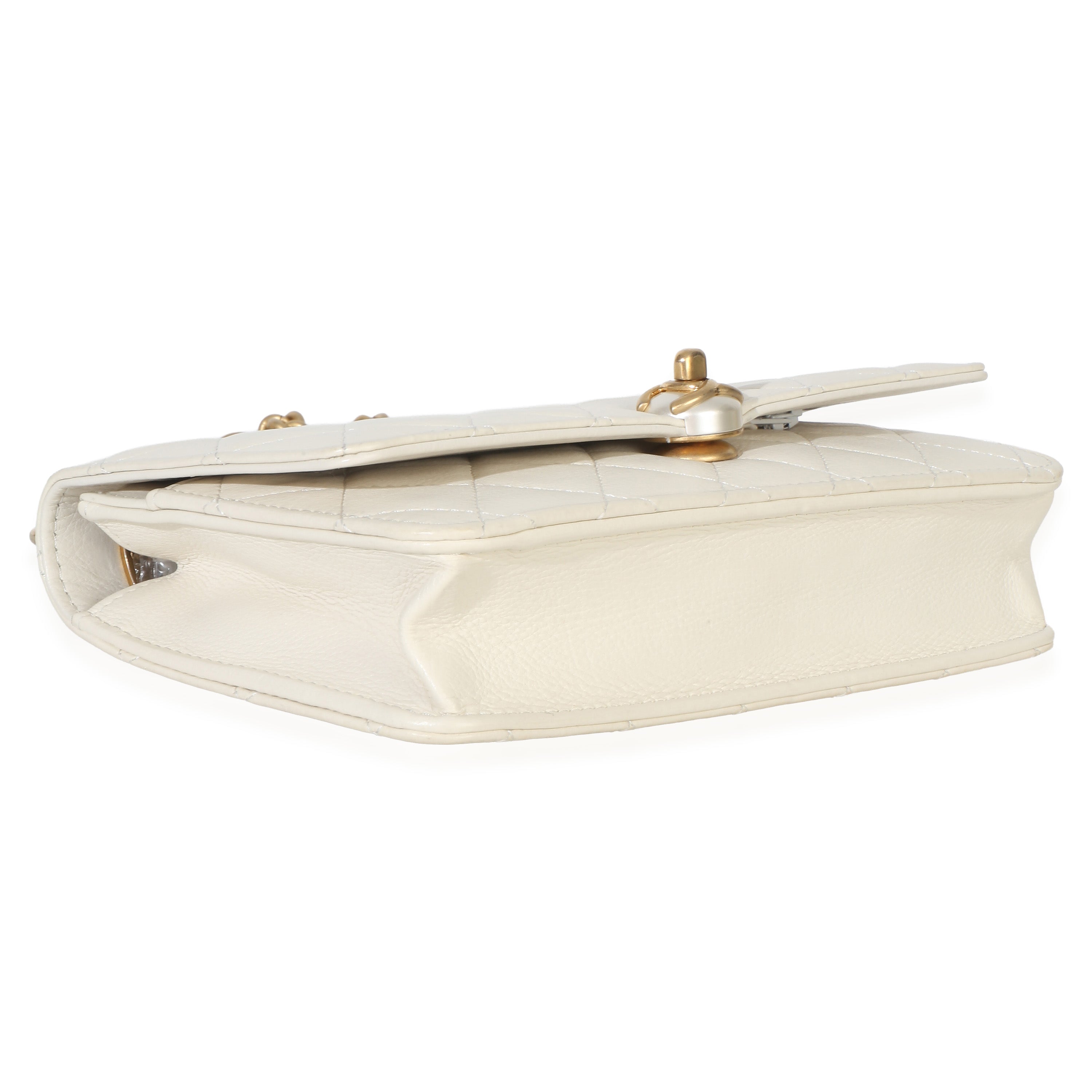 White Quilted Calfskin Pearl CC Wallet On Chain
