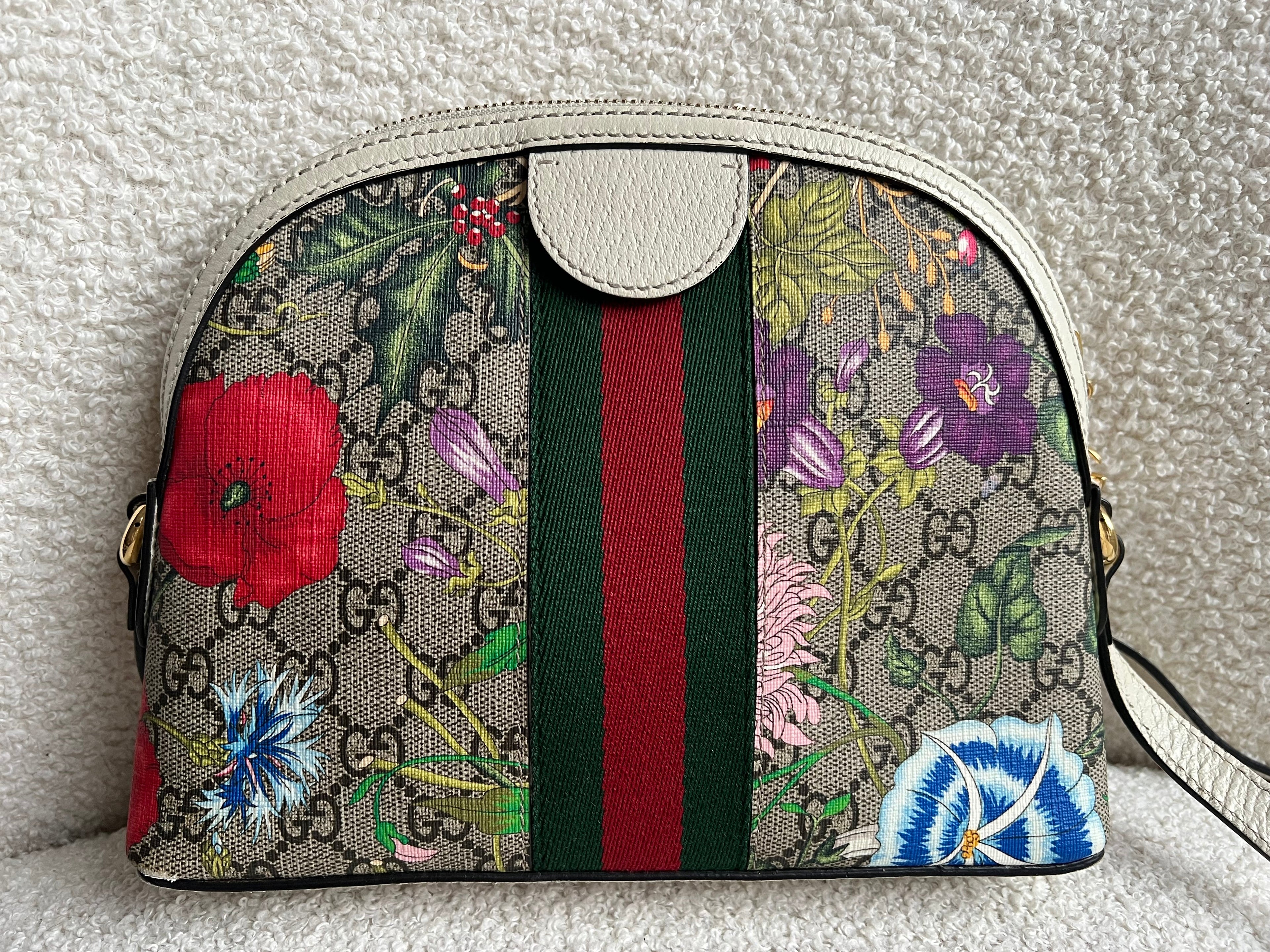 Gucci White Flora Supreme Rounded Top Shoulder Bag (RRP £1,080)