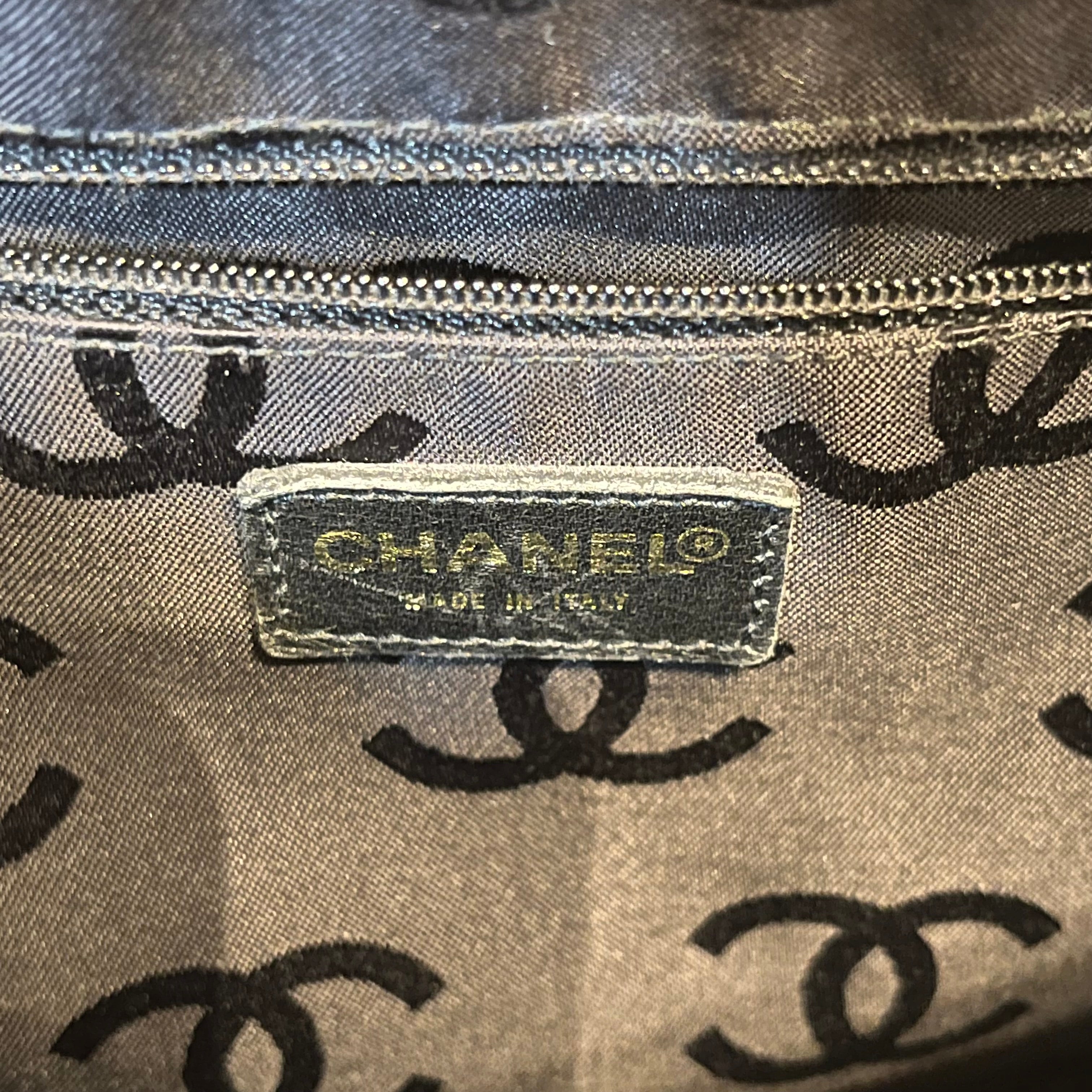 CHANEL Surpiqué Wild Stitch Black Calfskin Leather Tote