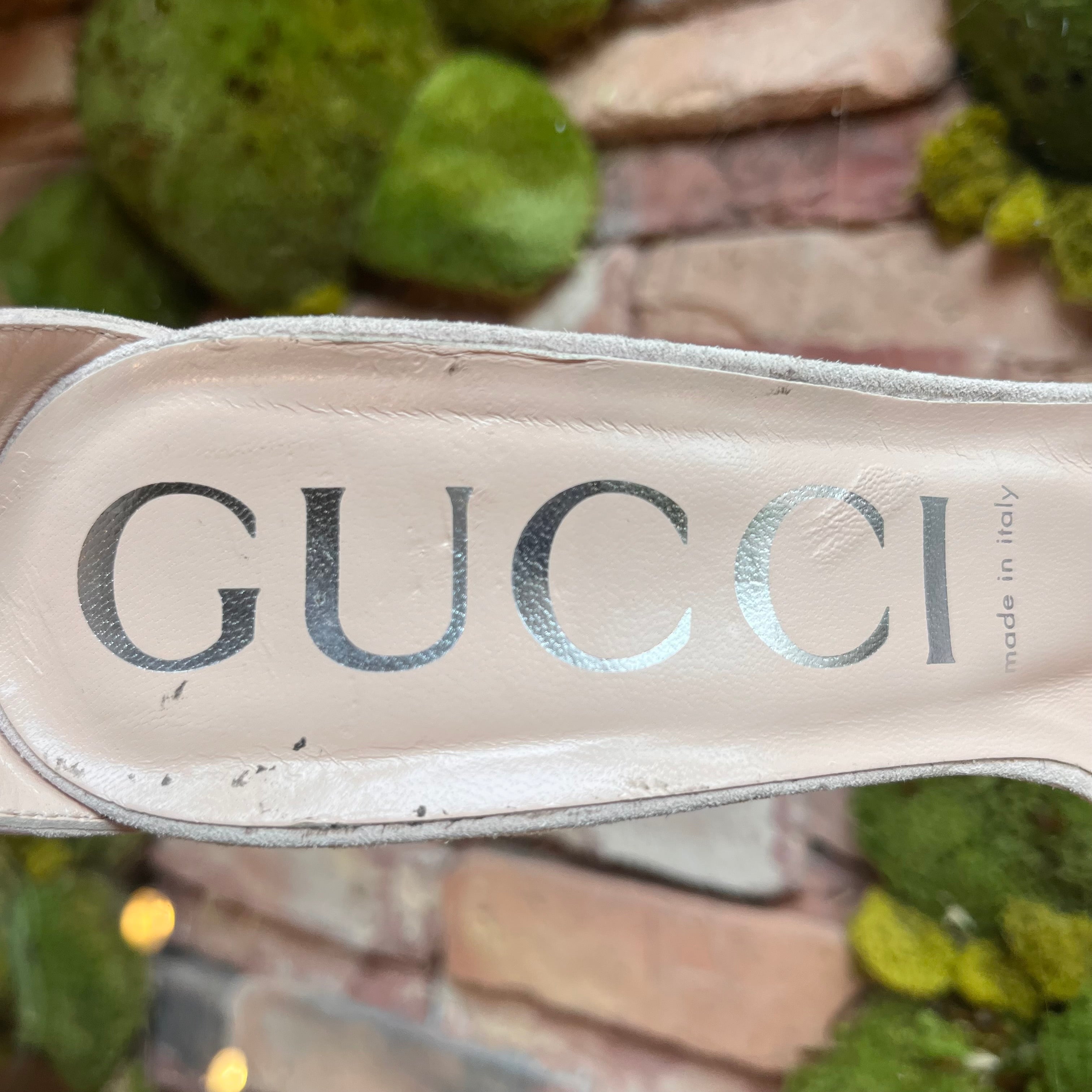 GUCCI Light Pink Suede Stilettos SZ 40 (US 10)