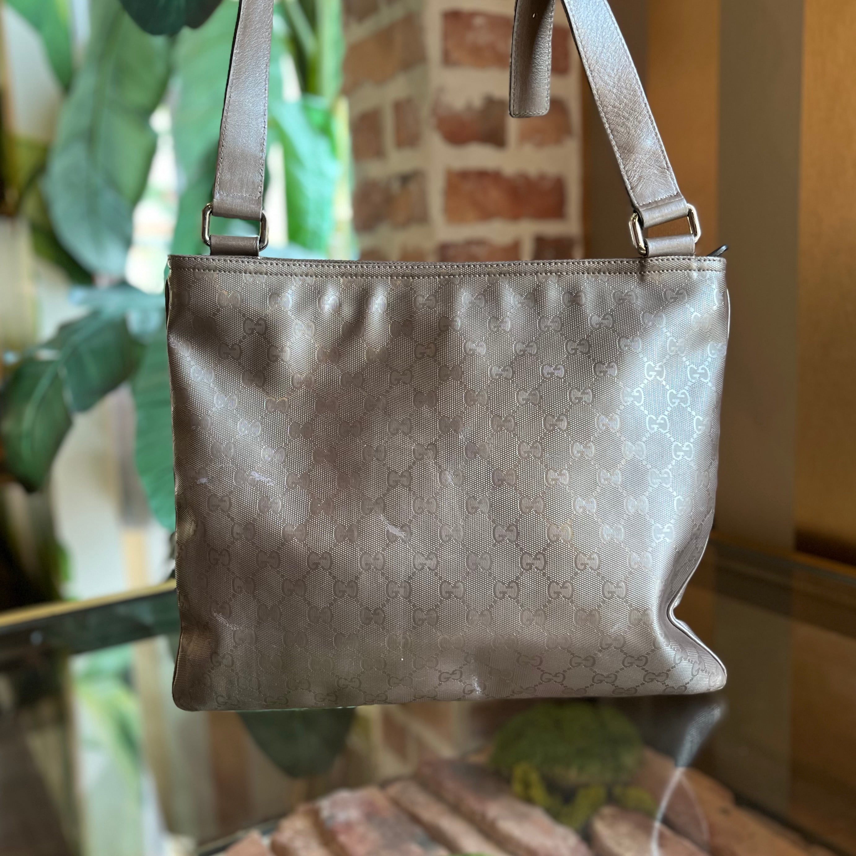 GUCCI GG Imprimé Pewter Crystal Messenger Crossbody Bag