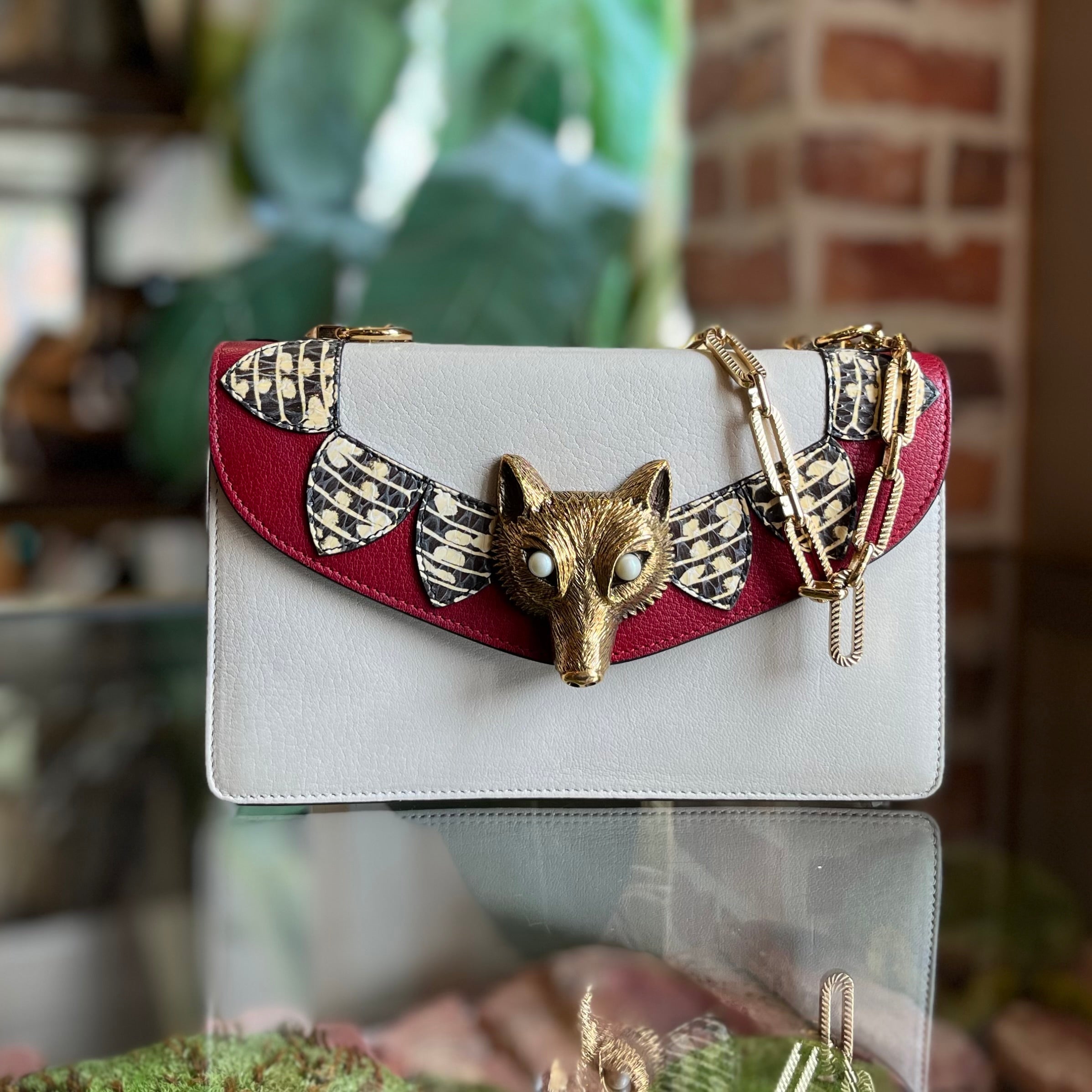 GUCCI White Red Goatskin Snakeskin Fox Broche Shoulder Bag