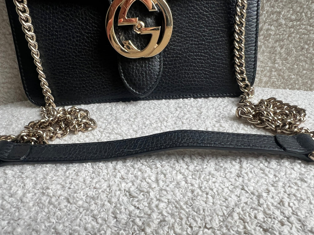Gucci Interlocking GG Black Small Shoulder Bag