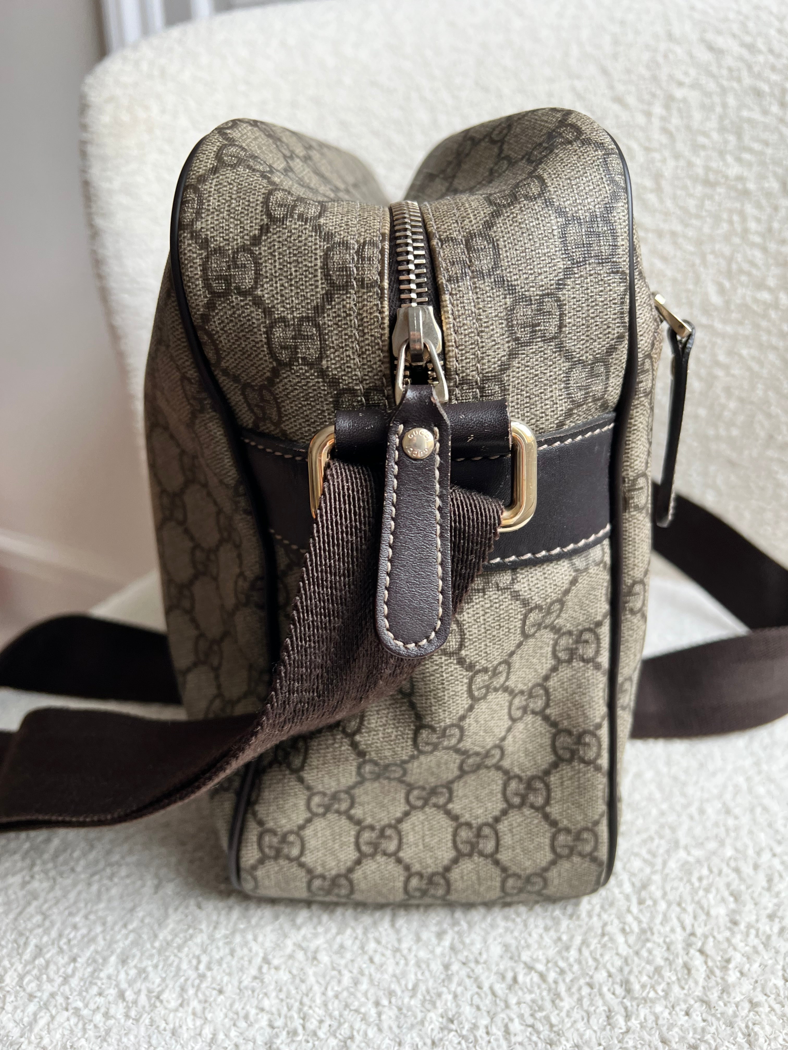 Gucci GG Supreme Canvas Shoulder Bag