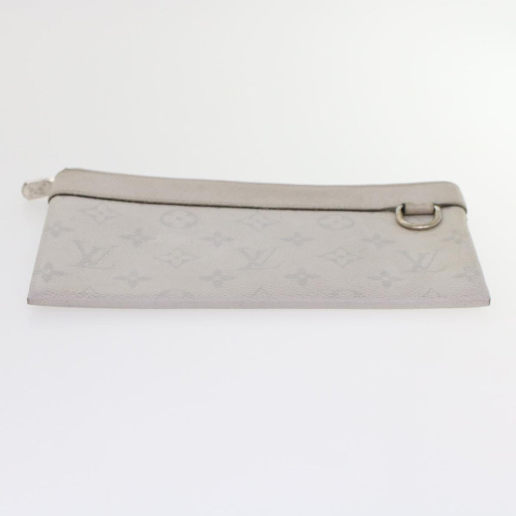 Louis Vuitton Discovery Pochette Monogram Taigarama Gray Leather Clutche & Pouche Bag (Pre-Owned)