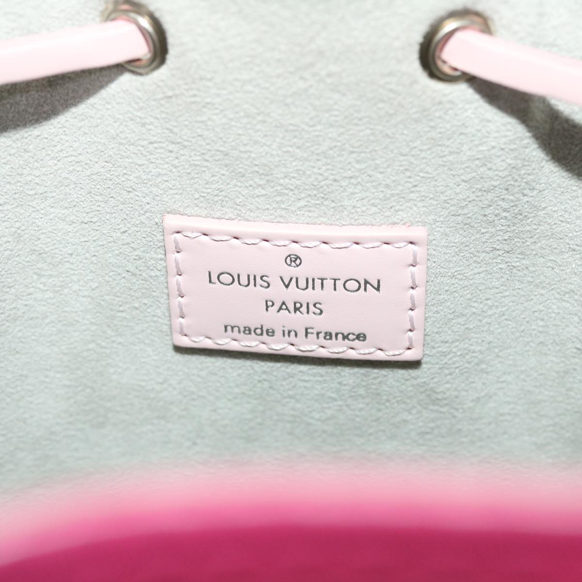 Louis Vuitton Noe Handbag Epi Leather Red Leather Crossbody Bag Bag (Pre-Owned)