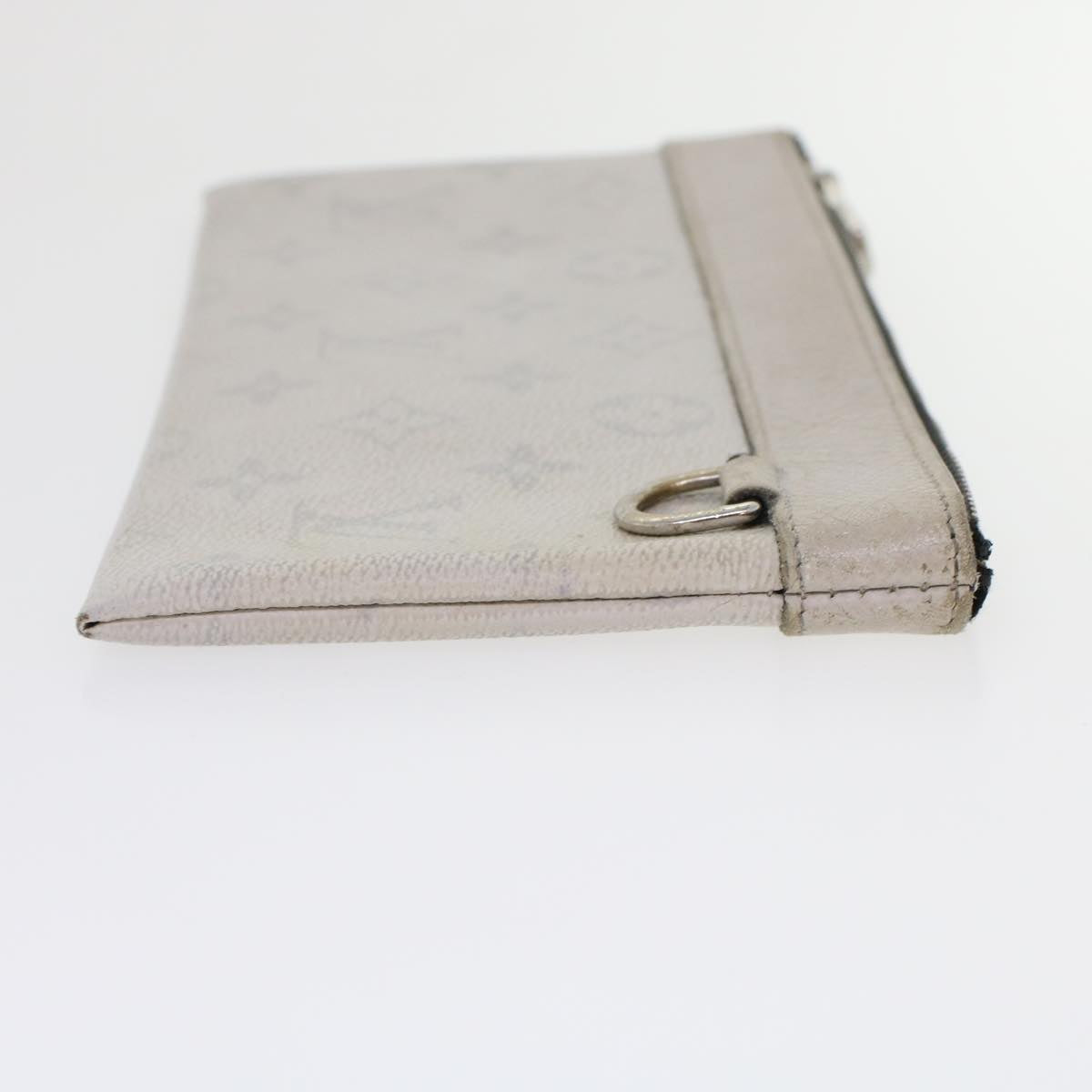 Louis Vuitton Discovery Pochette Monogram Taigarama Gray Leather Clutche & Pouche Bag (Pre-Owned)