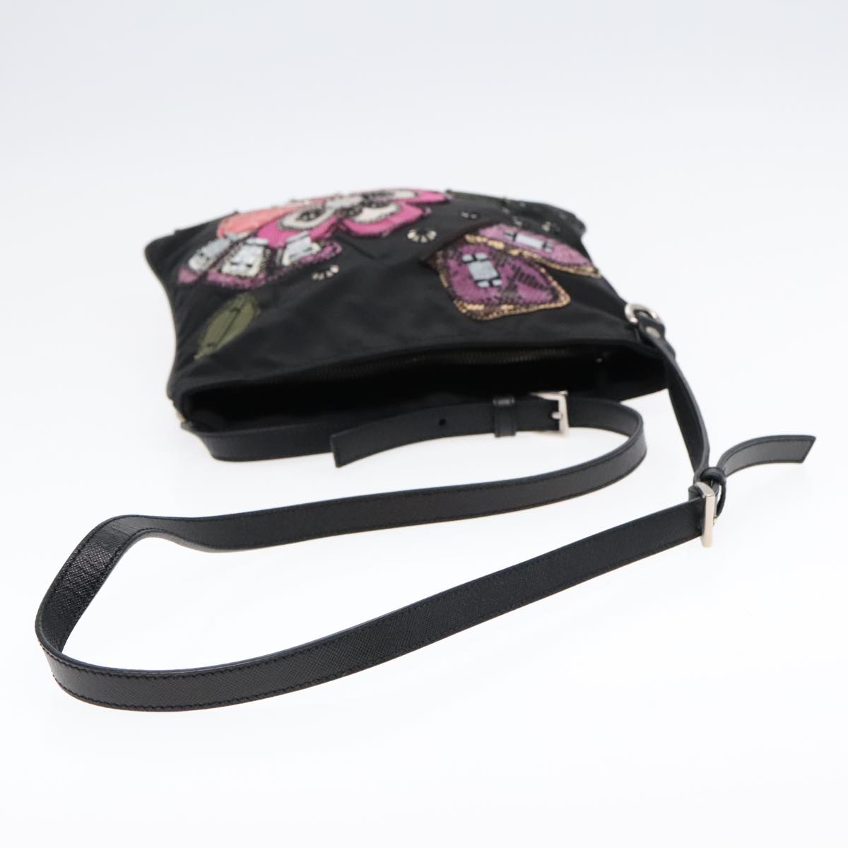 Prada Re-Edition Black Canvas Shoulder Bag (Pre-Owned)