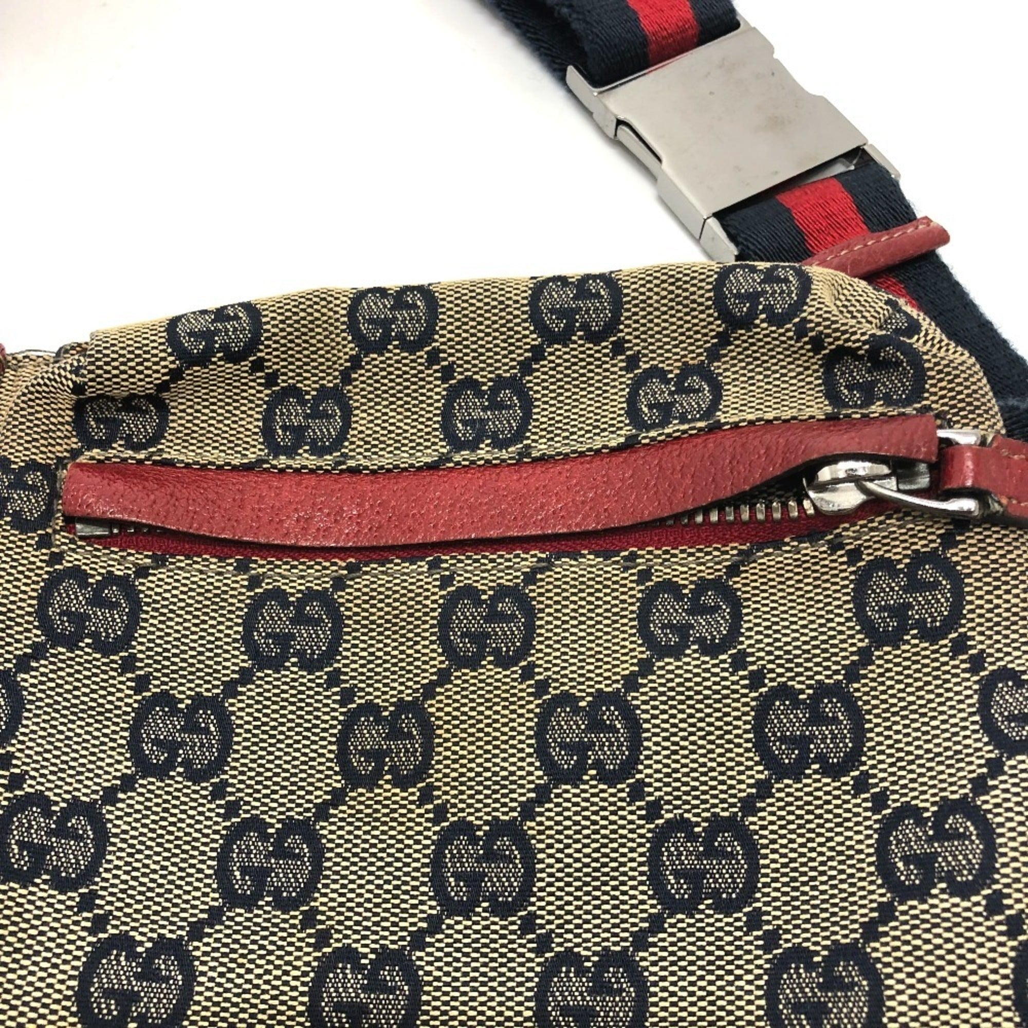 Gucci Red Color Gg Canvas Leather Fanny Pack Sling Bag (Pre-Owned)