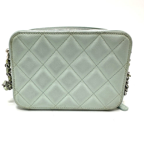 Chanel Blue Leather Shoulder Bag (Pre-Owned)