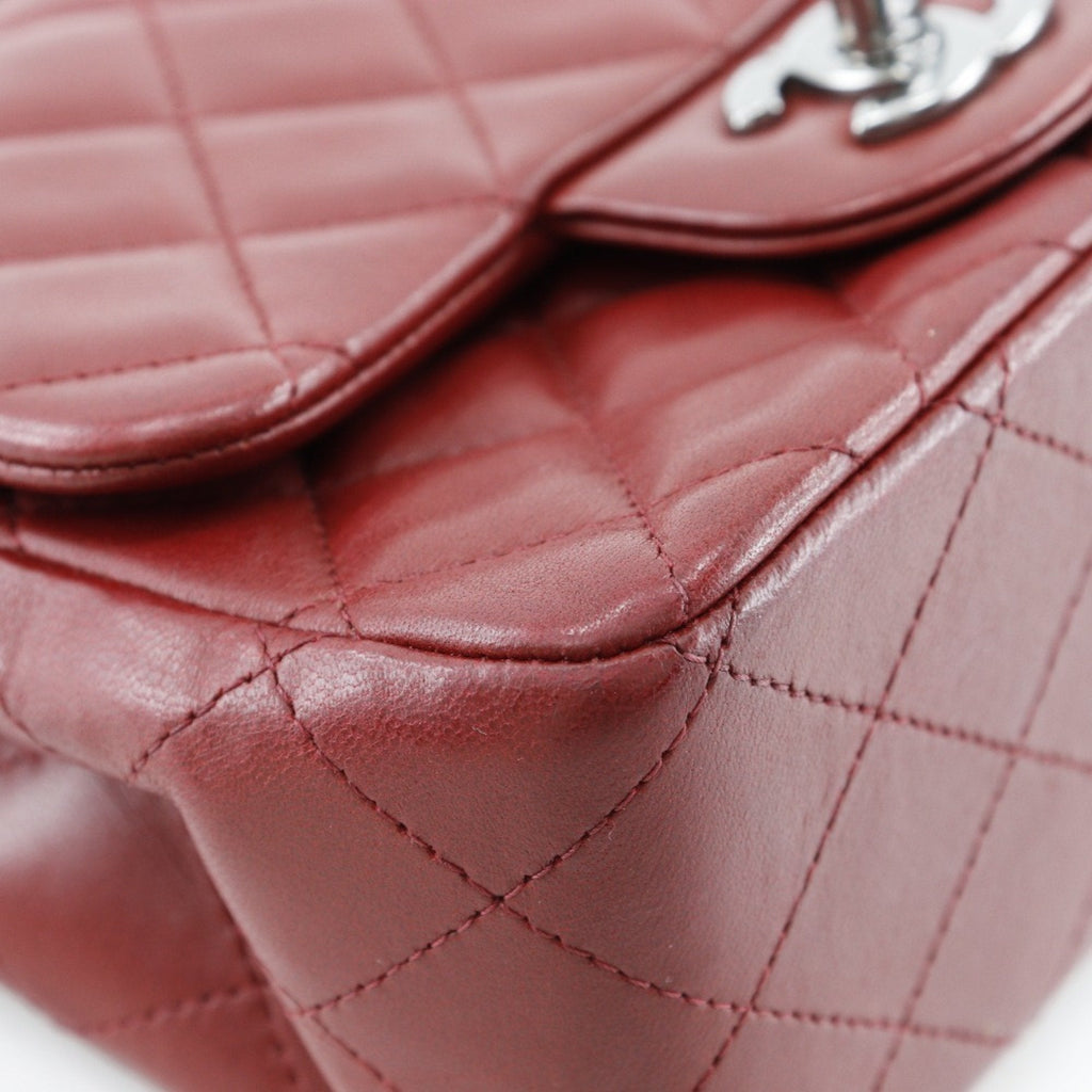 Chanel Red Color Leather Shoulder Bag (Pre-Owned)