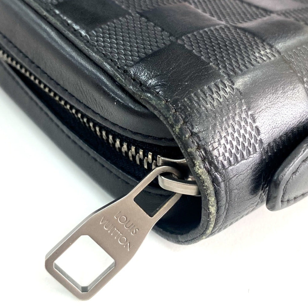 Louis Vuitton Black Other Long Wallet (Bi-Fold) (Pre-Owned)