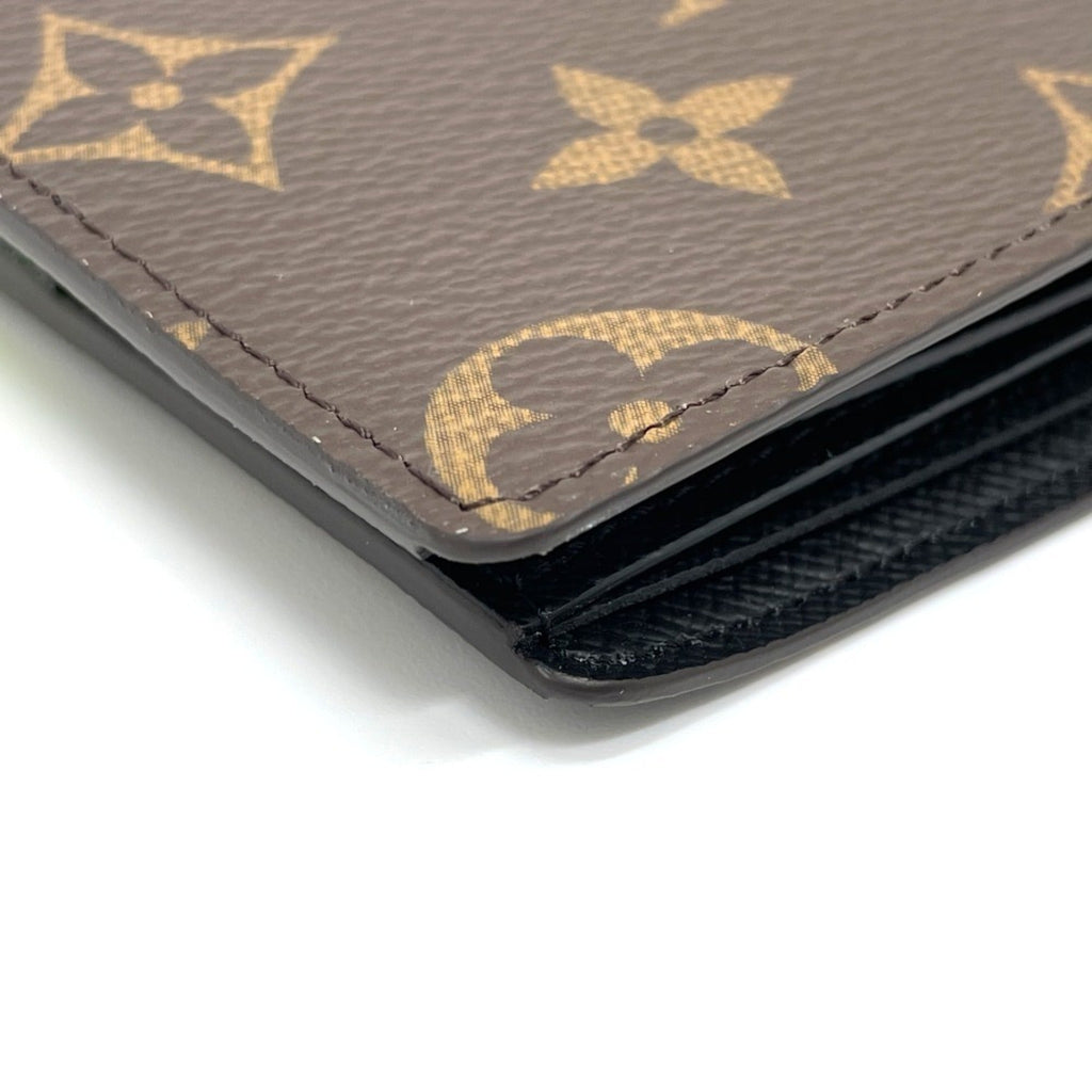 Louis Vuitton Brown Monogram Wallet (Bi-Fold) (Pre-Owned)