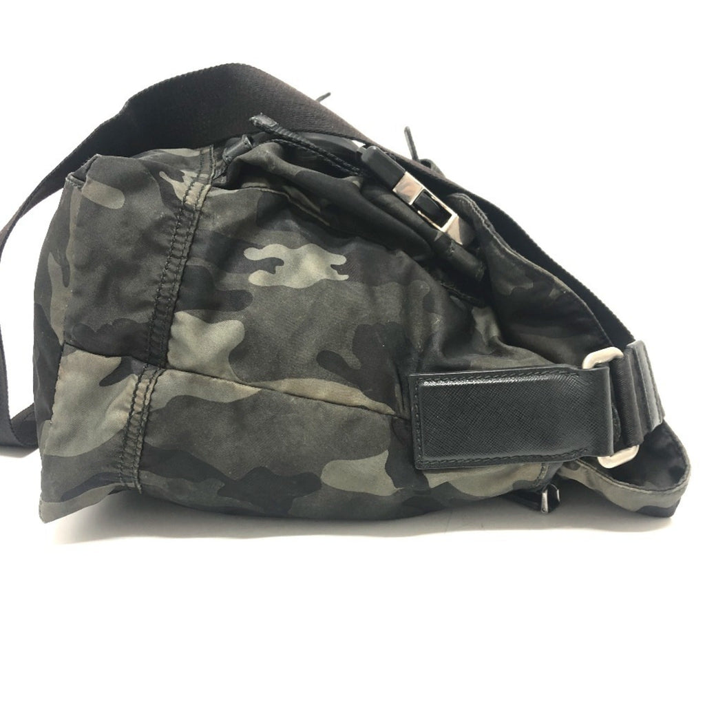 Prada Green Nylon Shoulder Bag (Pre-Owned)