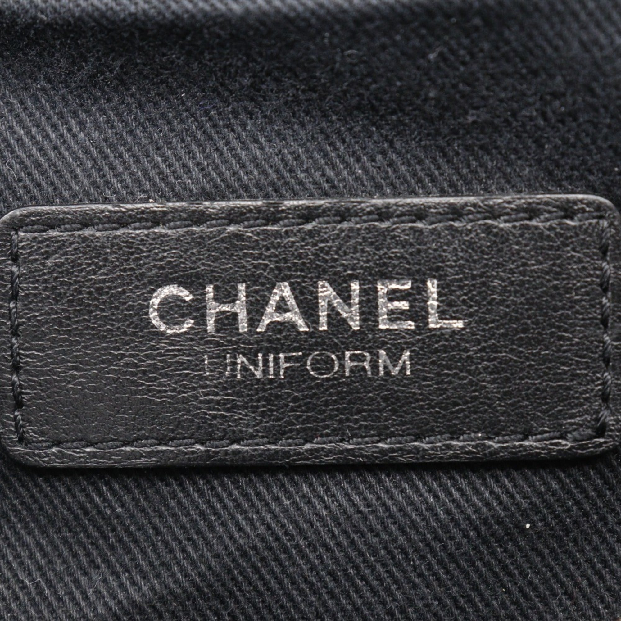 Chanel Black Leather Fanny Pack Sling Bag (Pre-Owned)