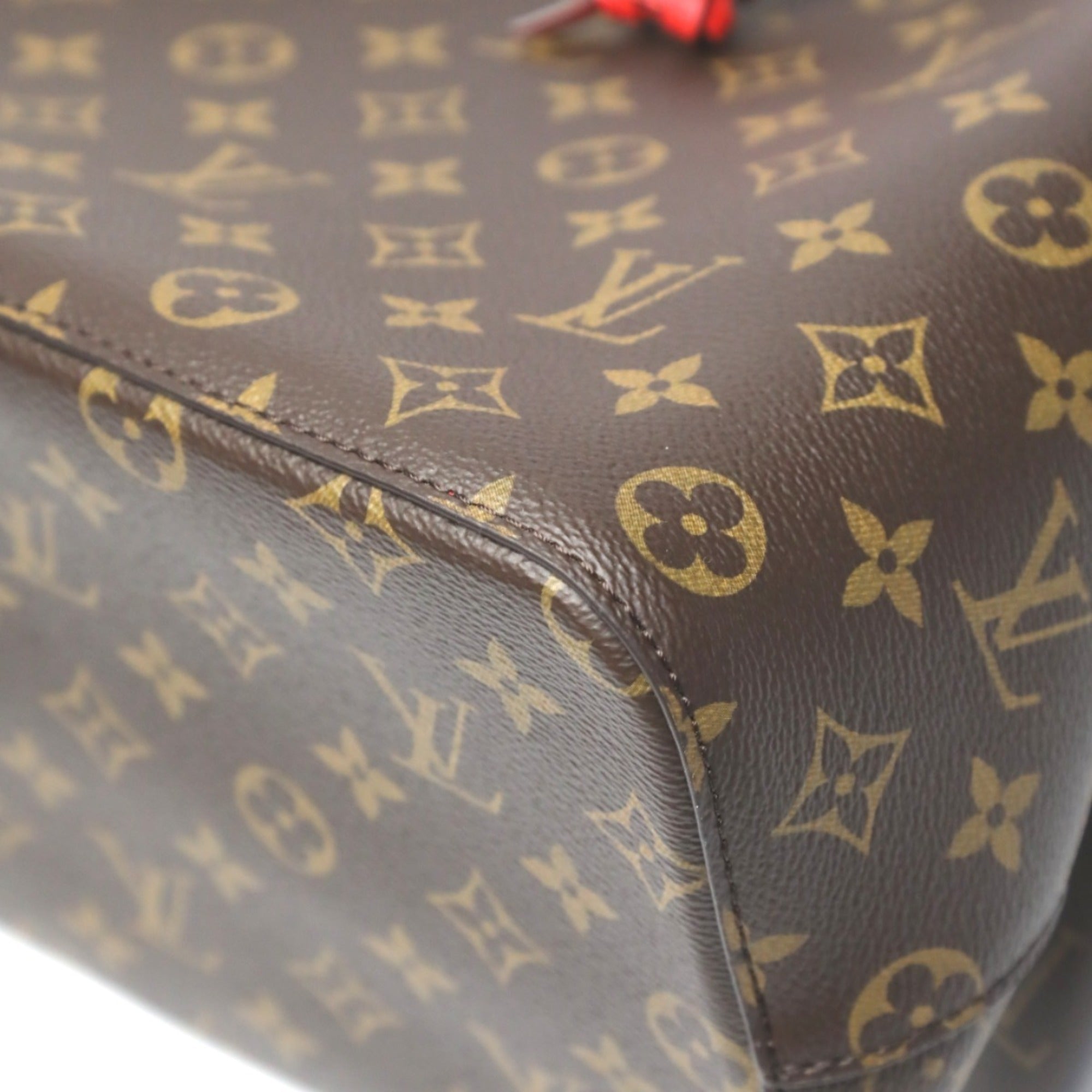 Louis Vuitton Coquelicots Monogram Canvas Shoulder Bag (Pre-Owned)