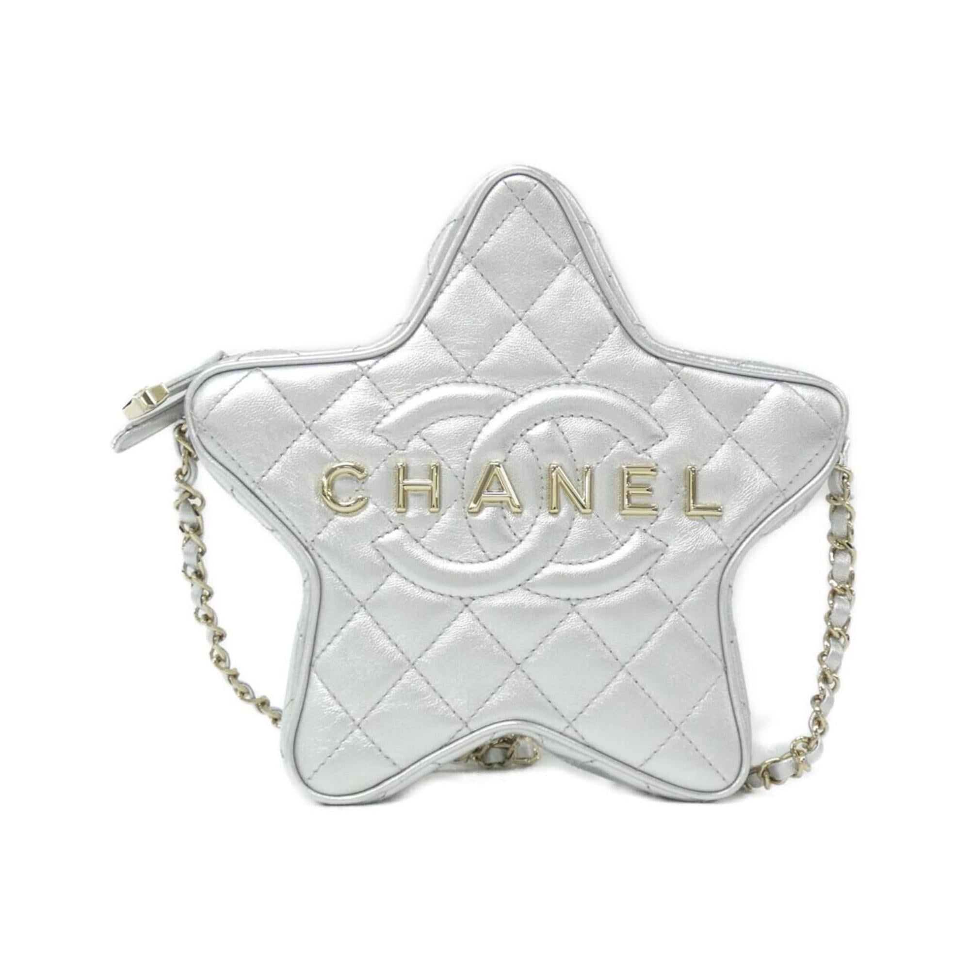 Chanel Silver Shoulder Bag (Pre-Owned)