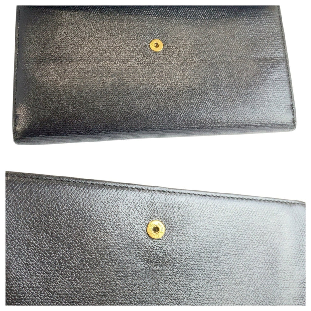 Chanel Black Leather Wallet (Bi-Fold) (Pre-Owned)