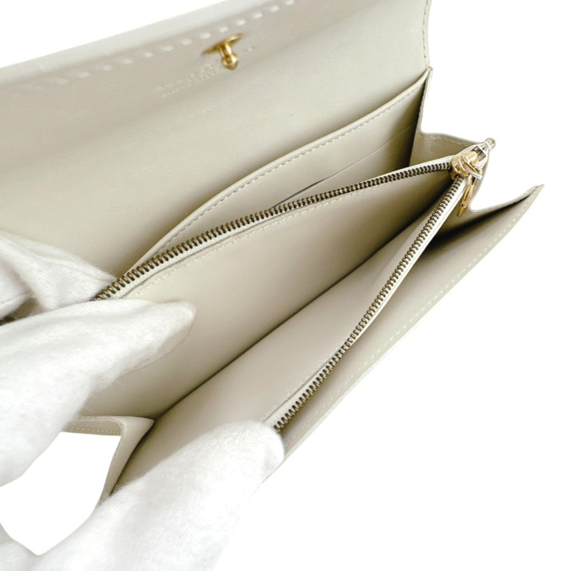 Louis Vuitton Cream White Monogram Vernis Long Wallet (Tri-Fold) (Pre-Owned)