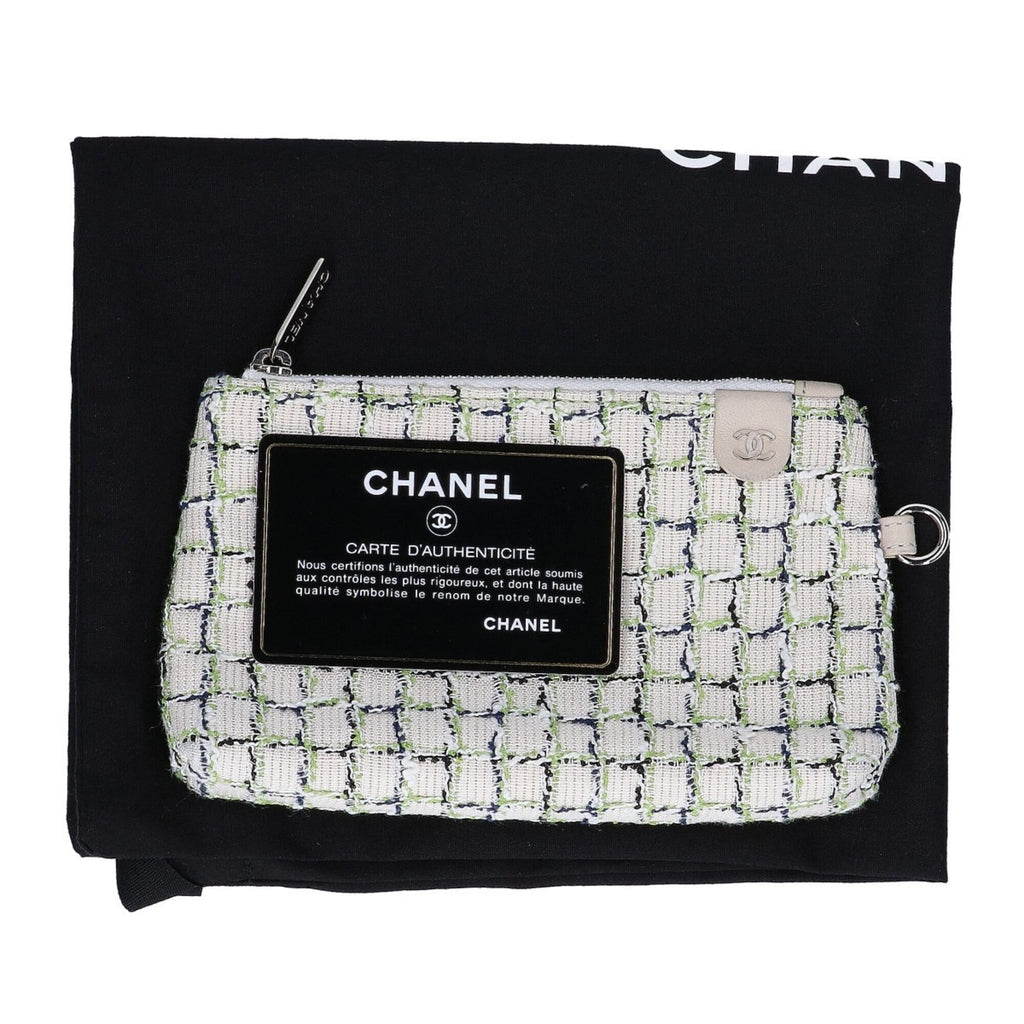 Chanel Navy Leather Shoulder Bag (Pre-Owned)