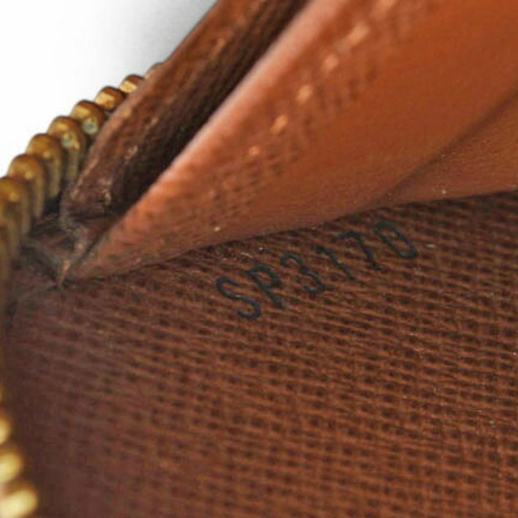 Louis Vuitton Monogram Monogram Wallet (Bi-Fold) (Pre-Owned)