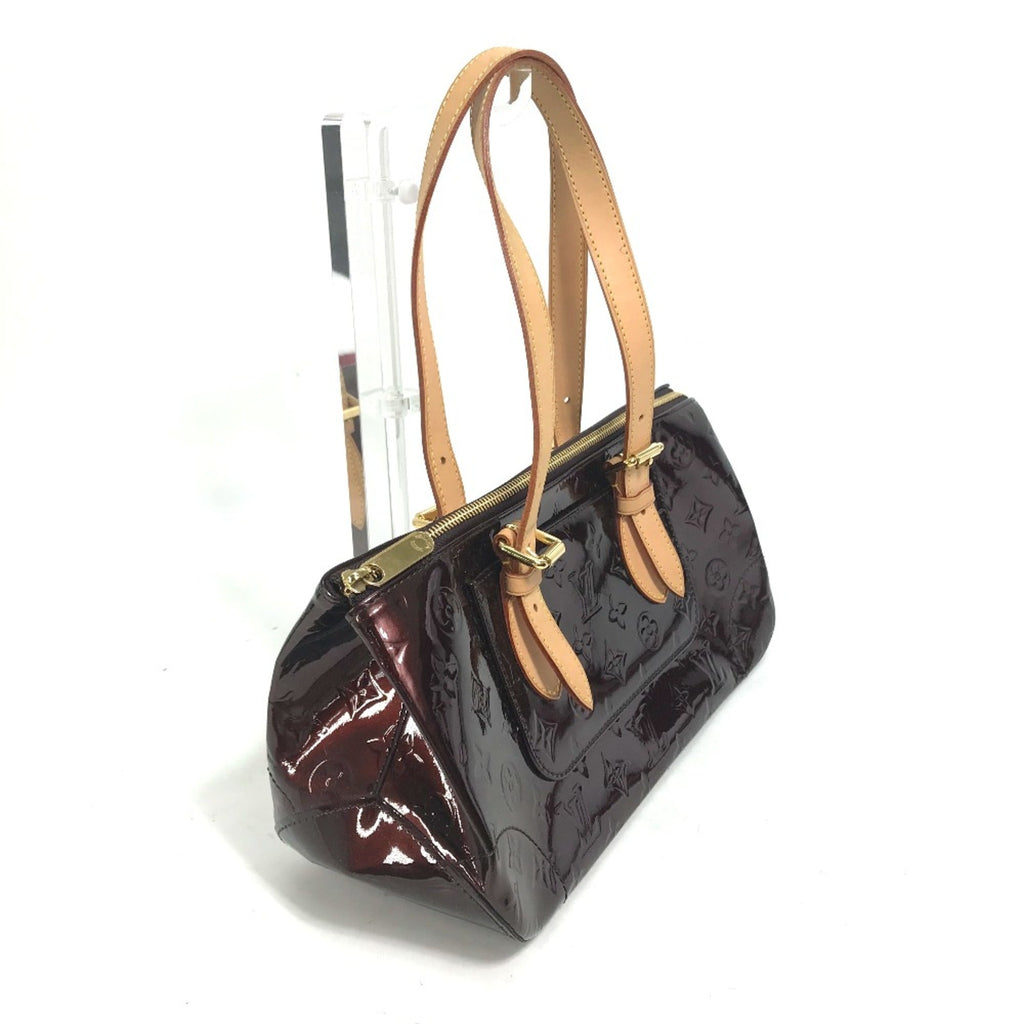 Louis Vuitton Red Leather Shoulder Bag (Pre-Owned)